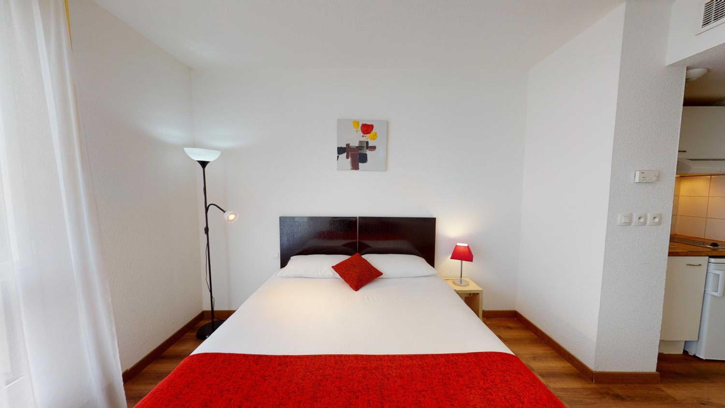 Double Room - Photo 4