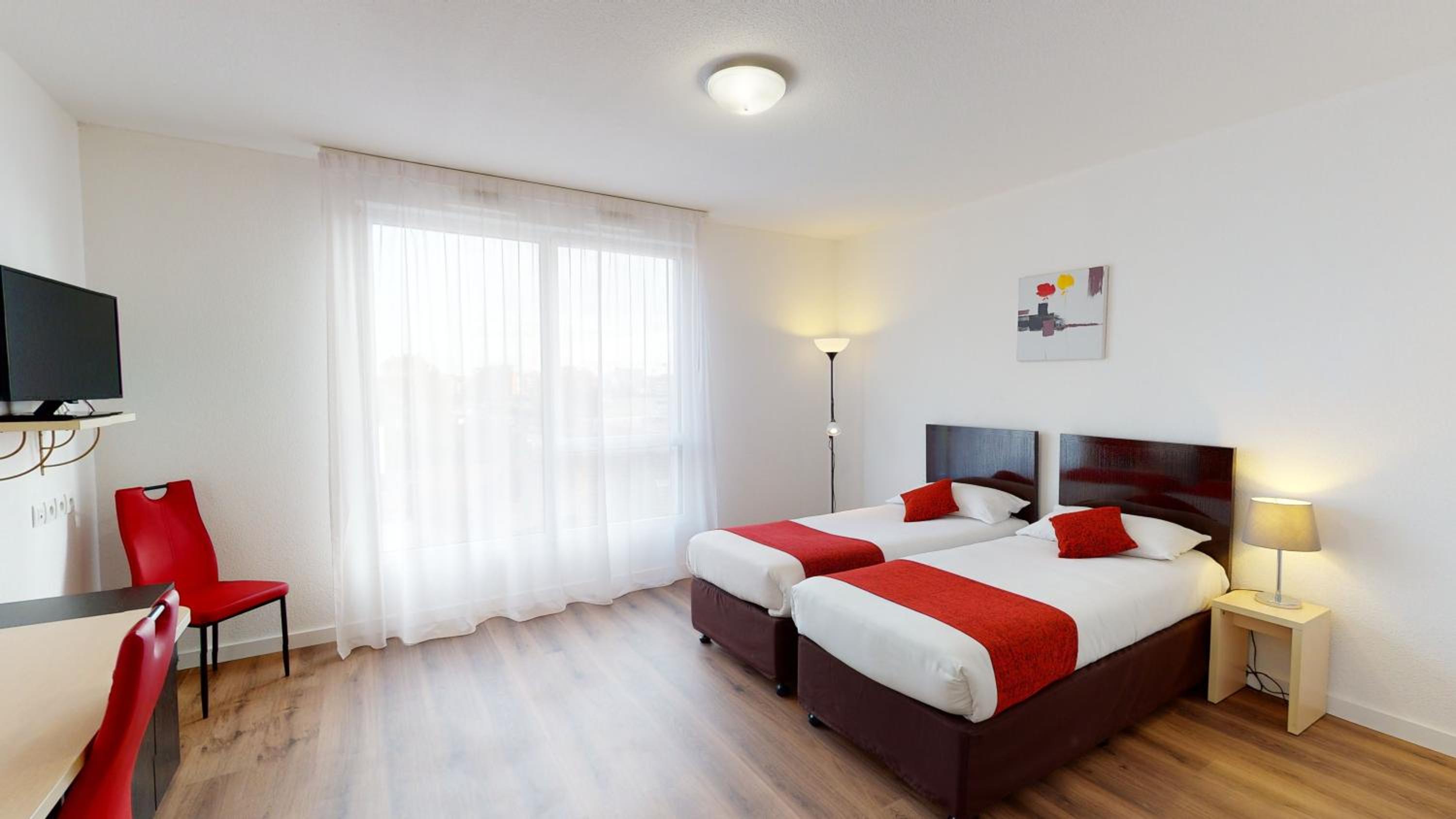 Twin Room - Photo 1