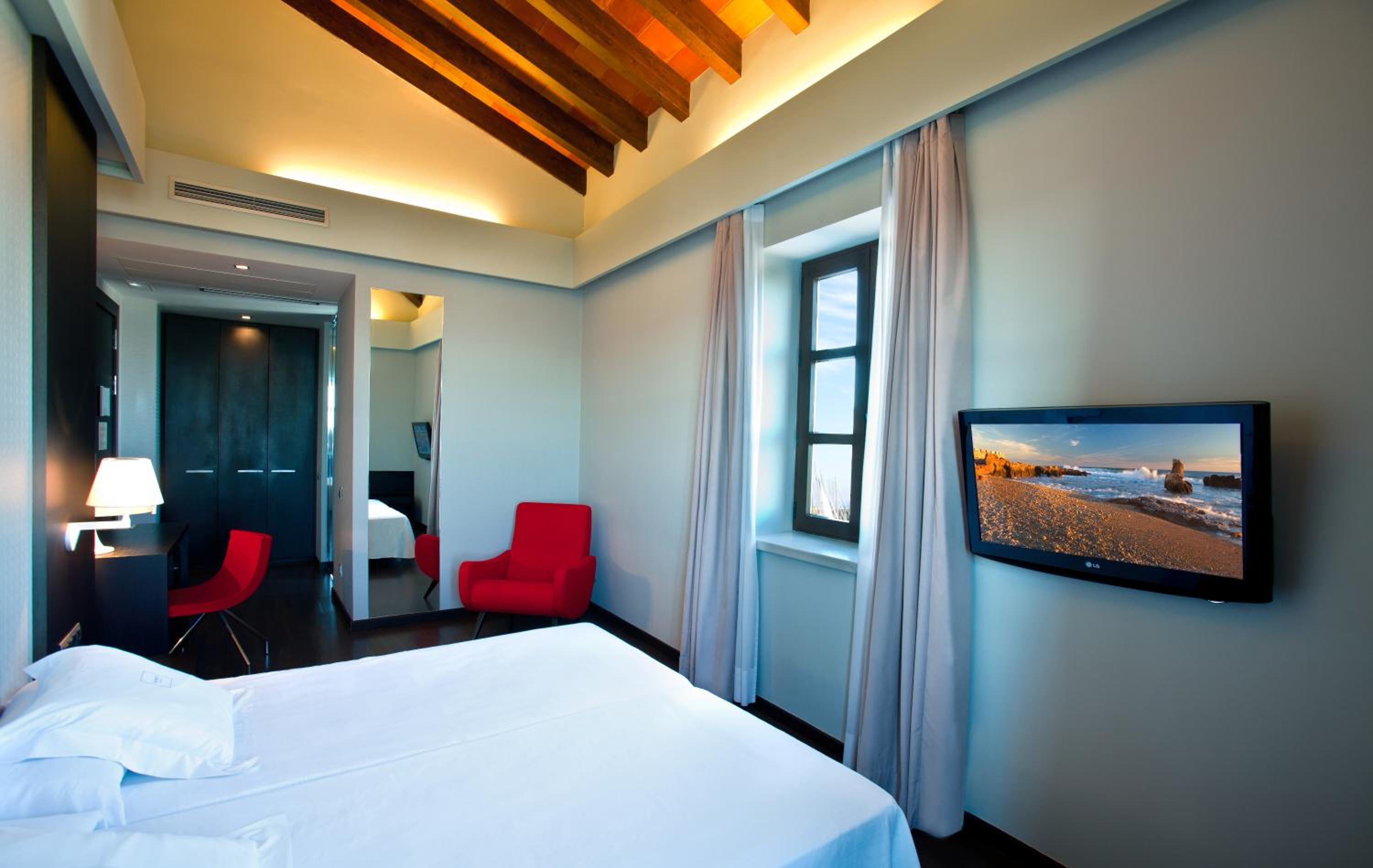 Superior Twin Room - Photo 1
