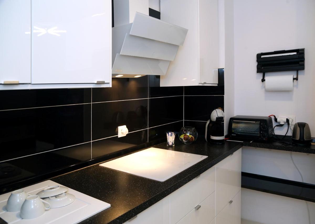 Apartment - Photo 12