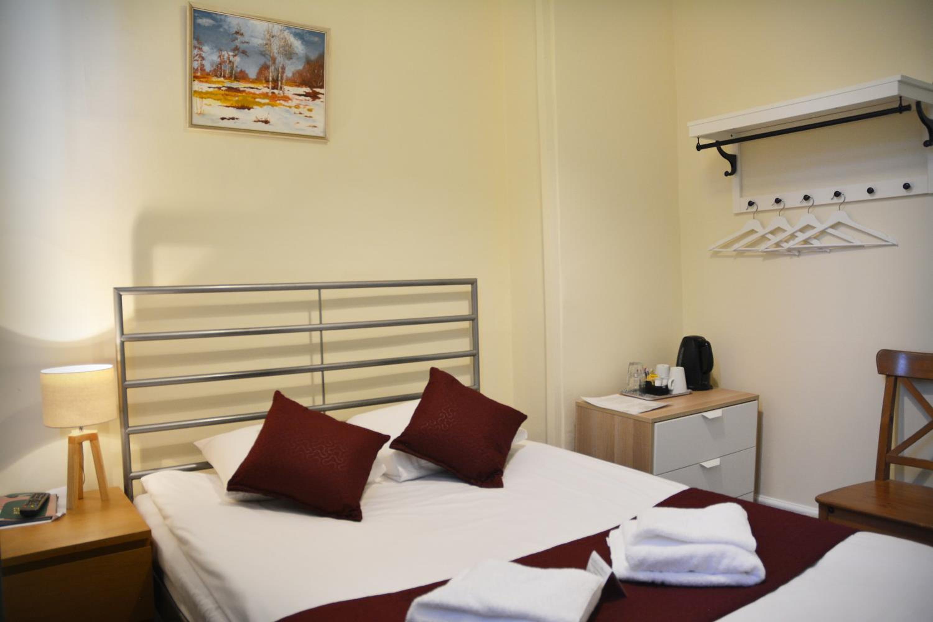 Double Room with Private Bathroom photo 1