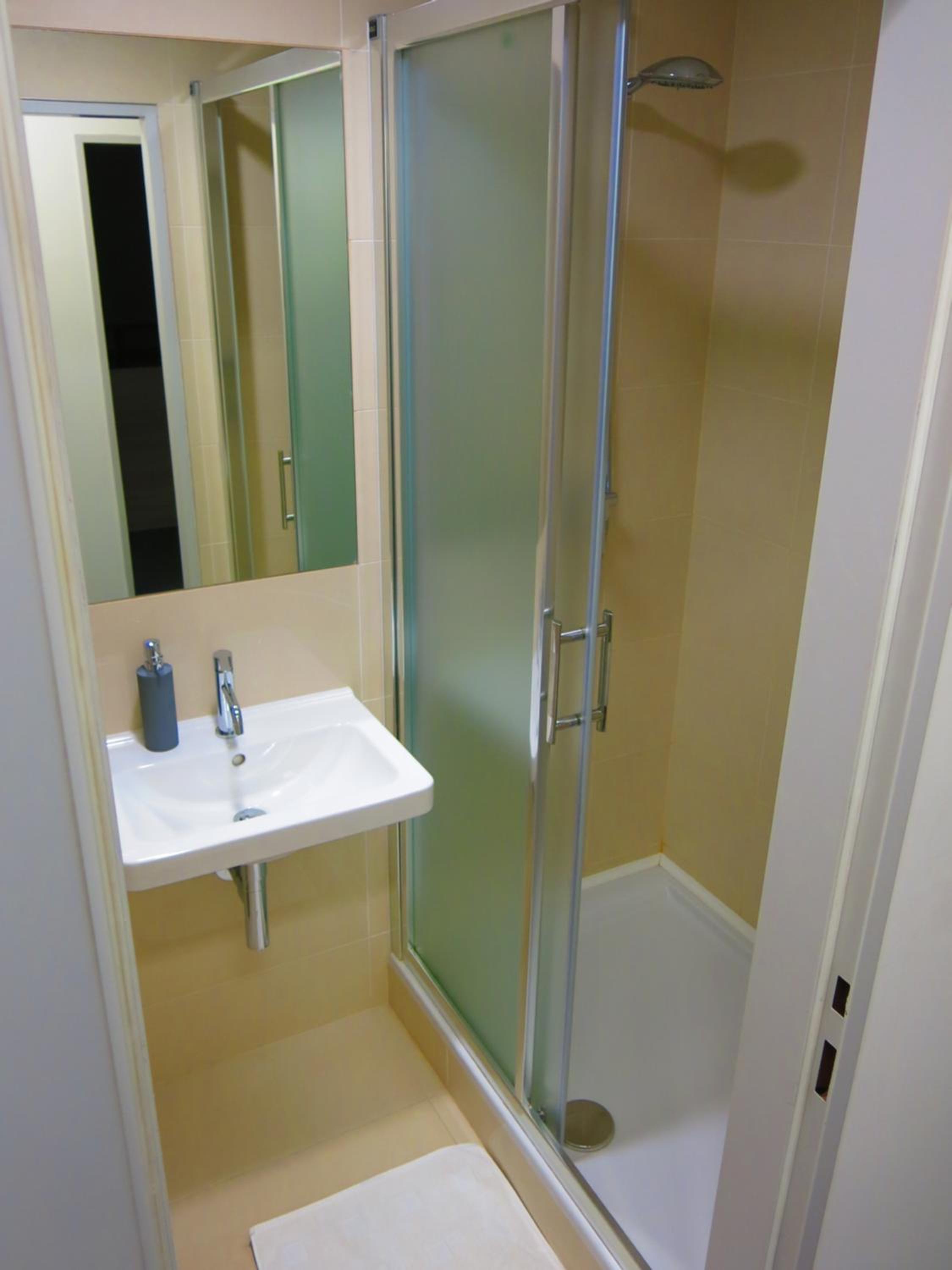 Standard Single Room photo 3