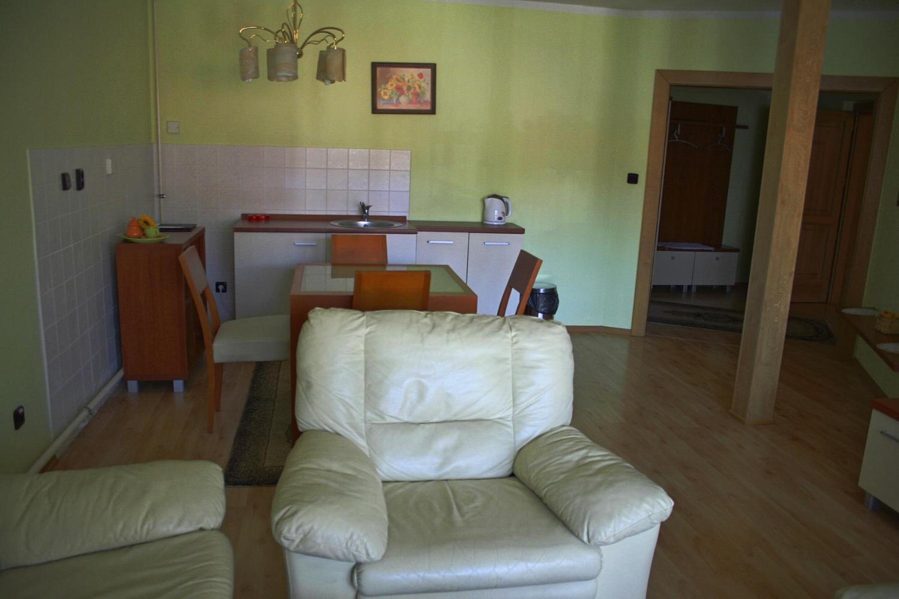 Suite with Balcony - Photo 5
