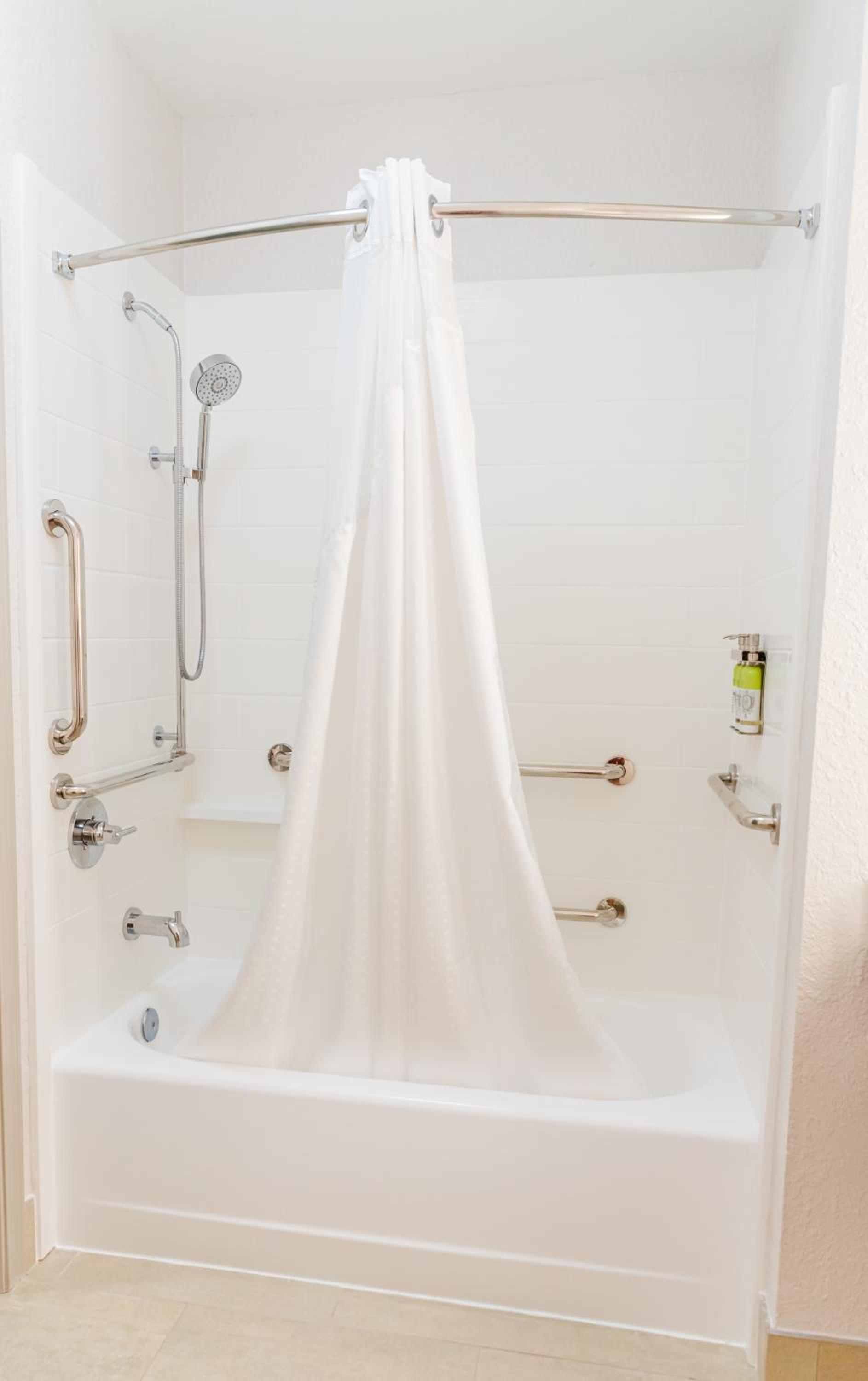 King Room - Mobility Access/Hearing Accessible - Photo 8