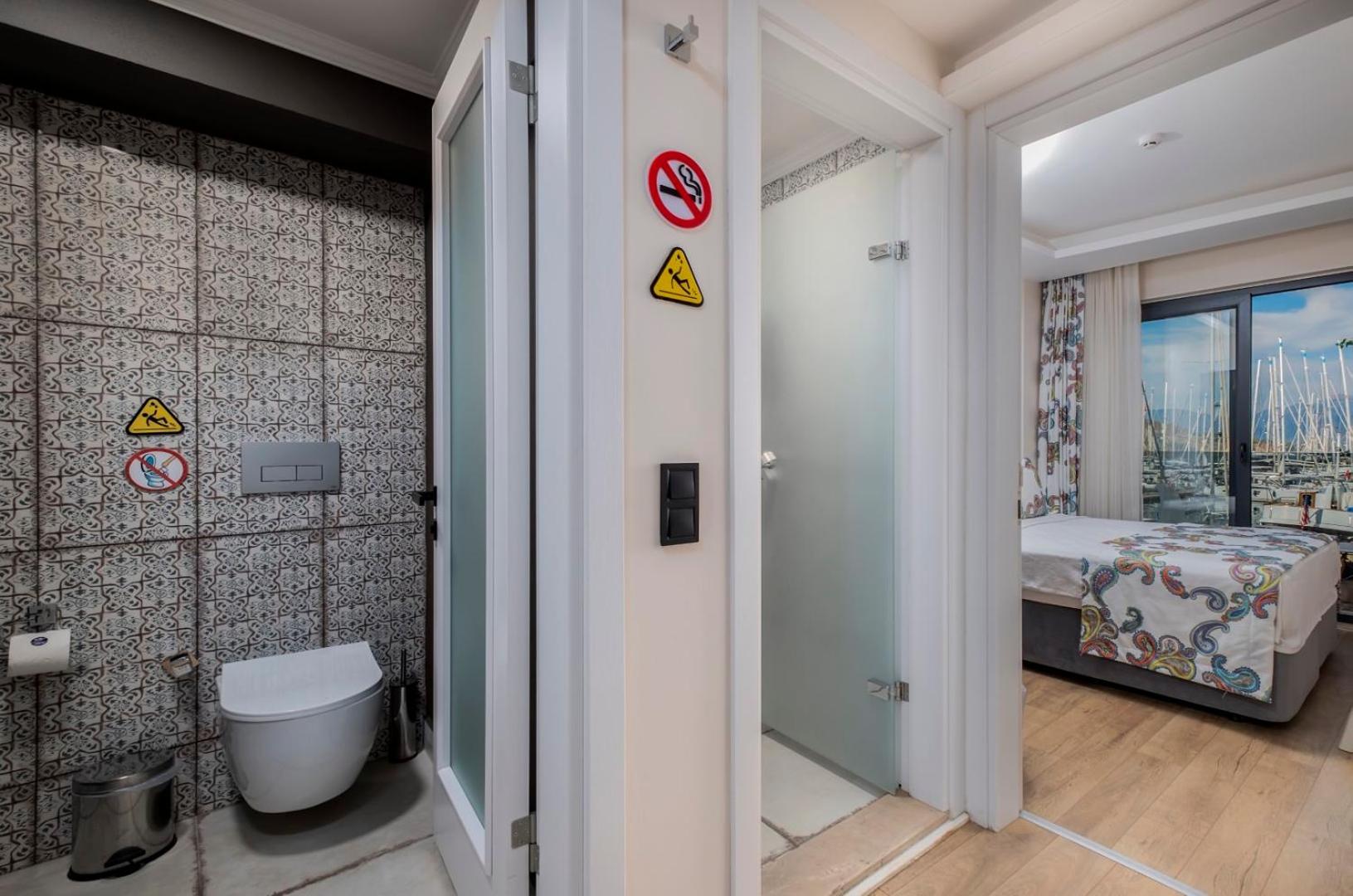 Triple Room with Sea View - Photo 5