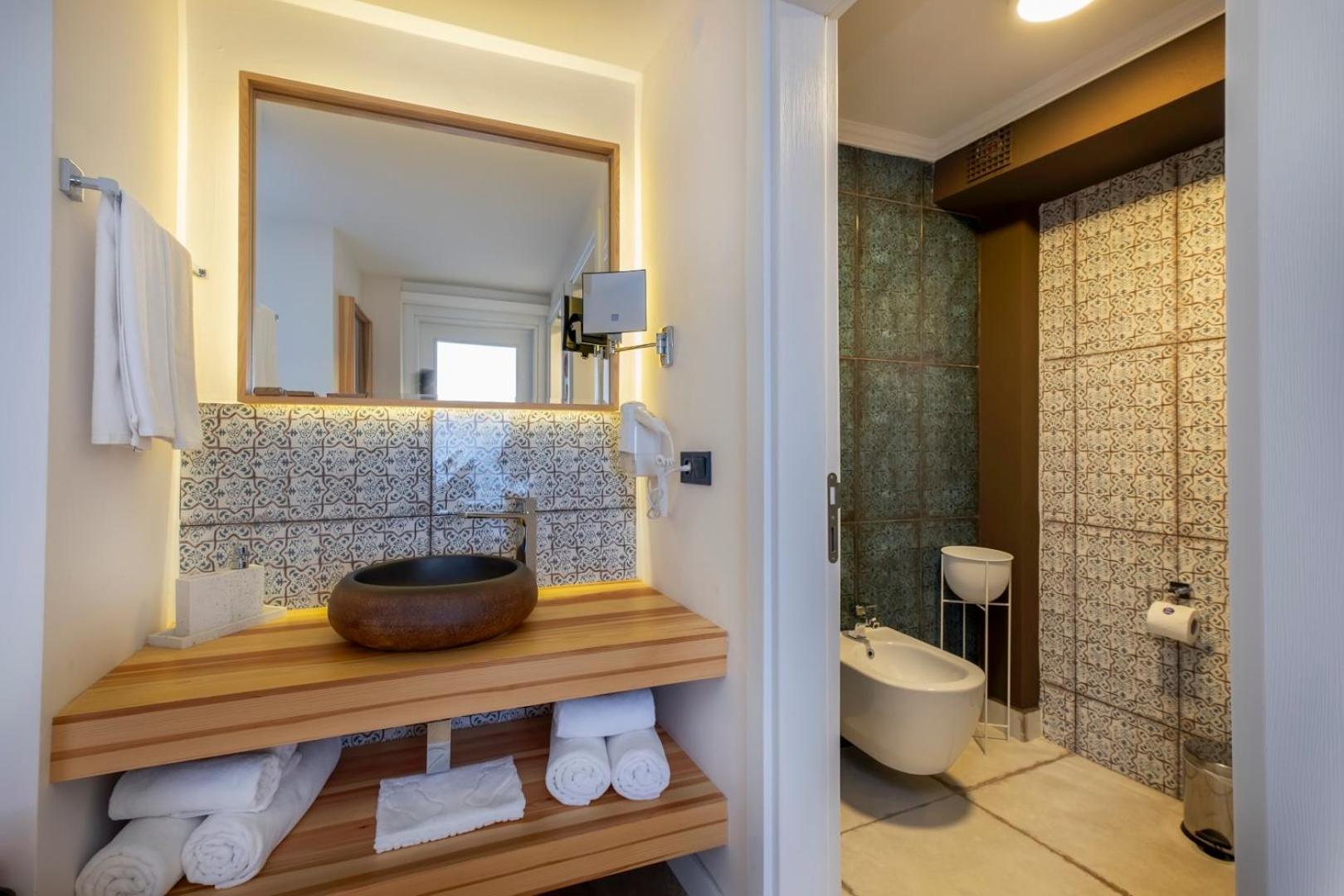 Triple Room with Sea View - Photo 21