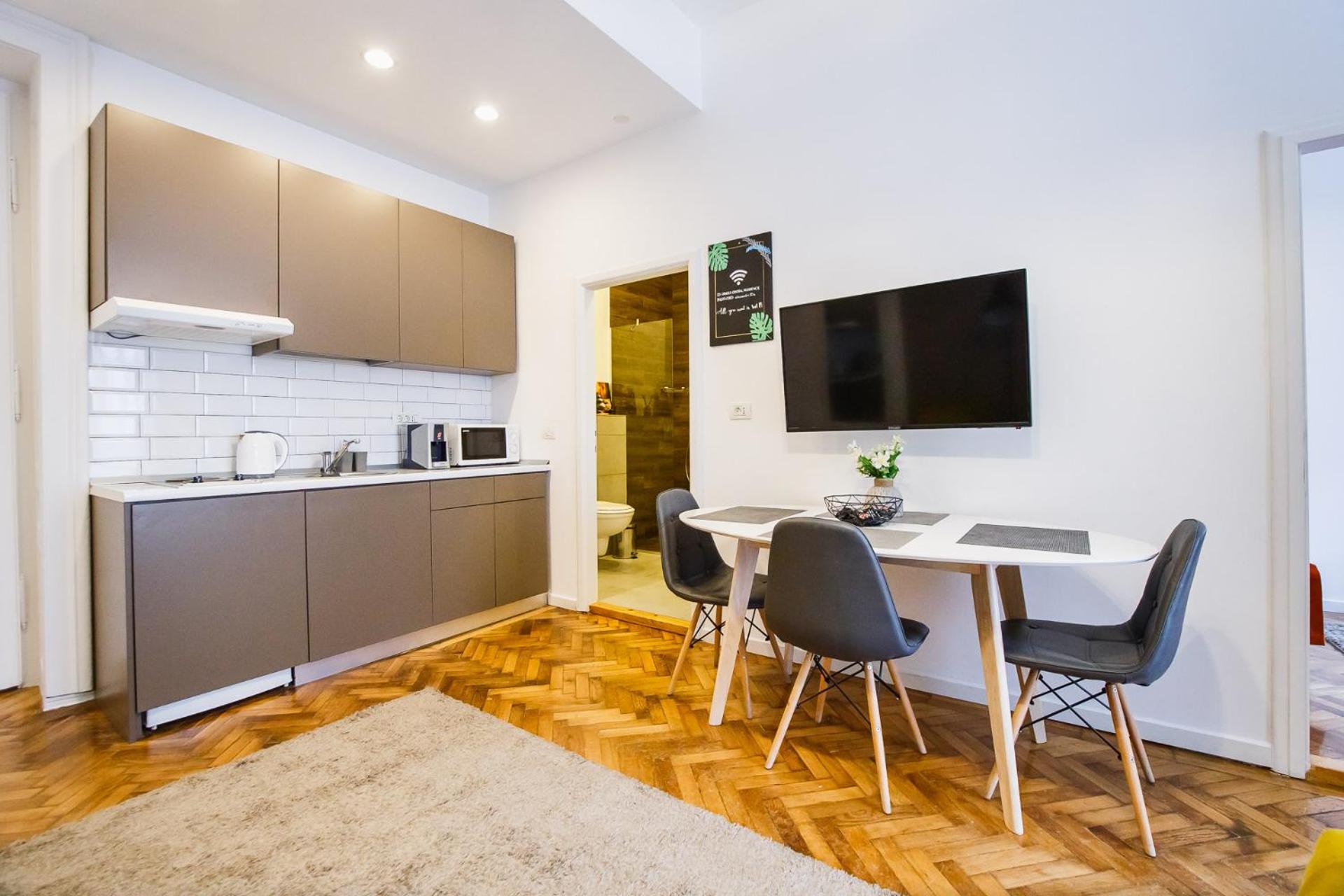 Two-Bedroom Apartment - Photo 6