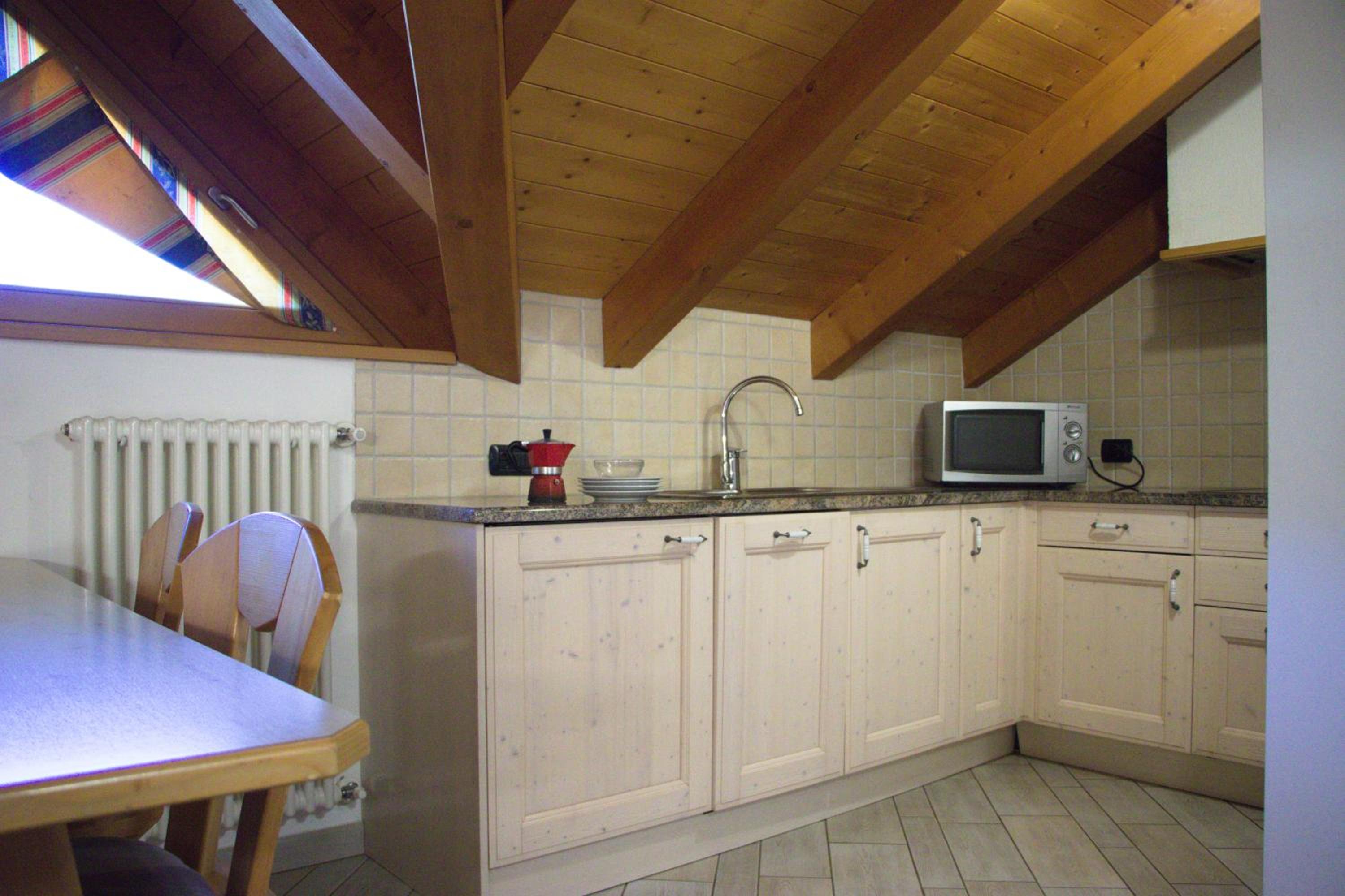 Apartment - Photo 8