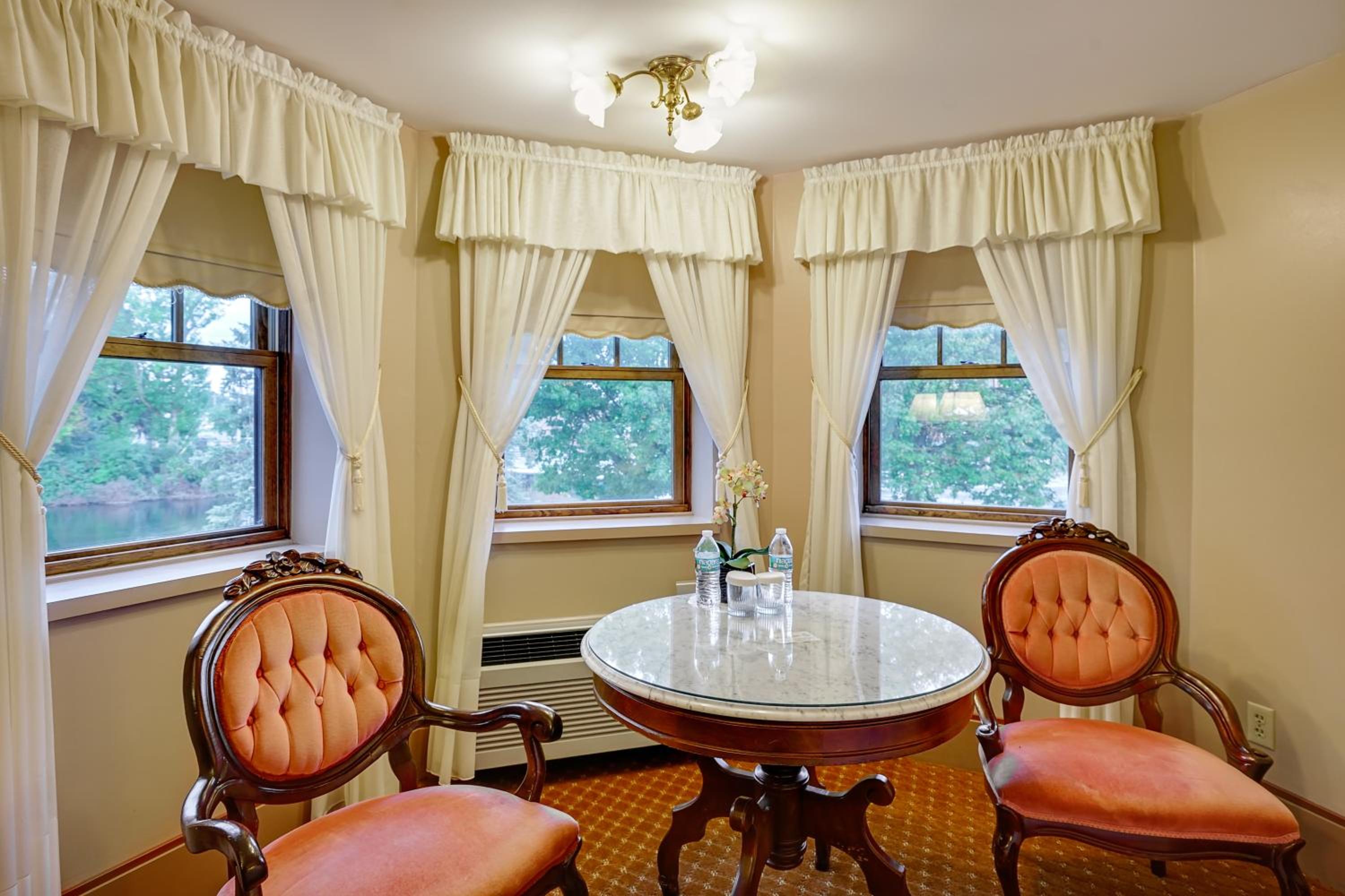 Double Room - Disability Access photo 3