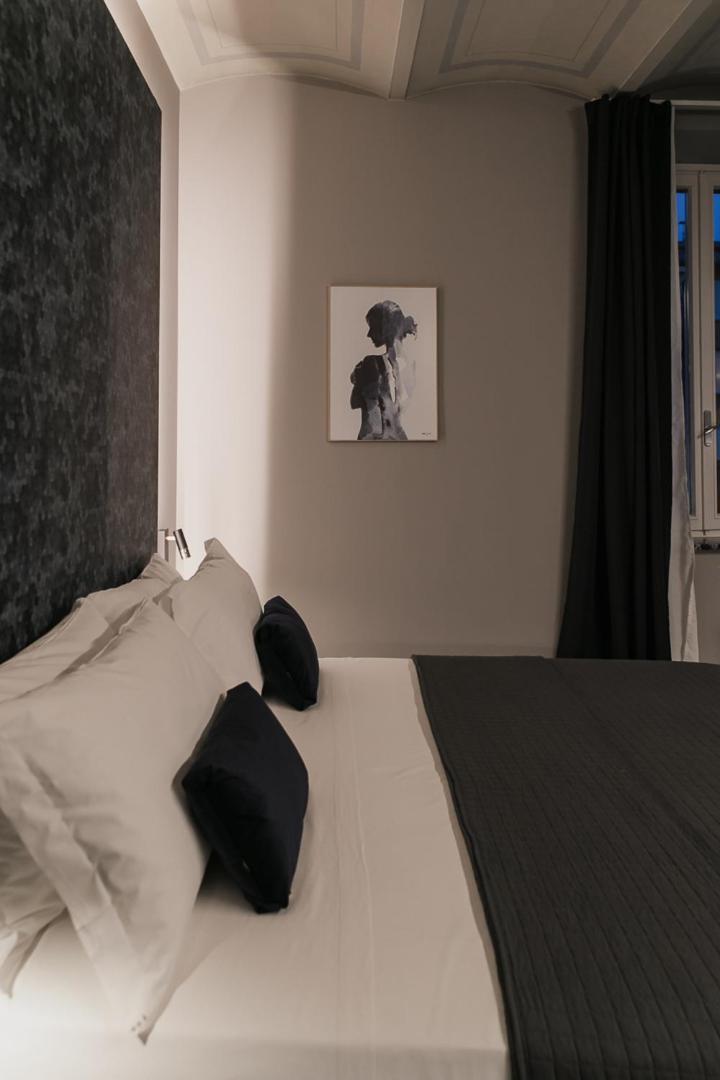 Deluxe King Room photo 2