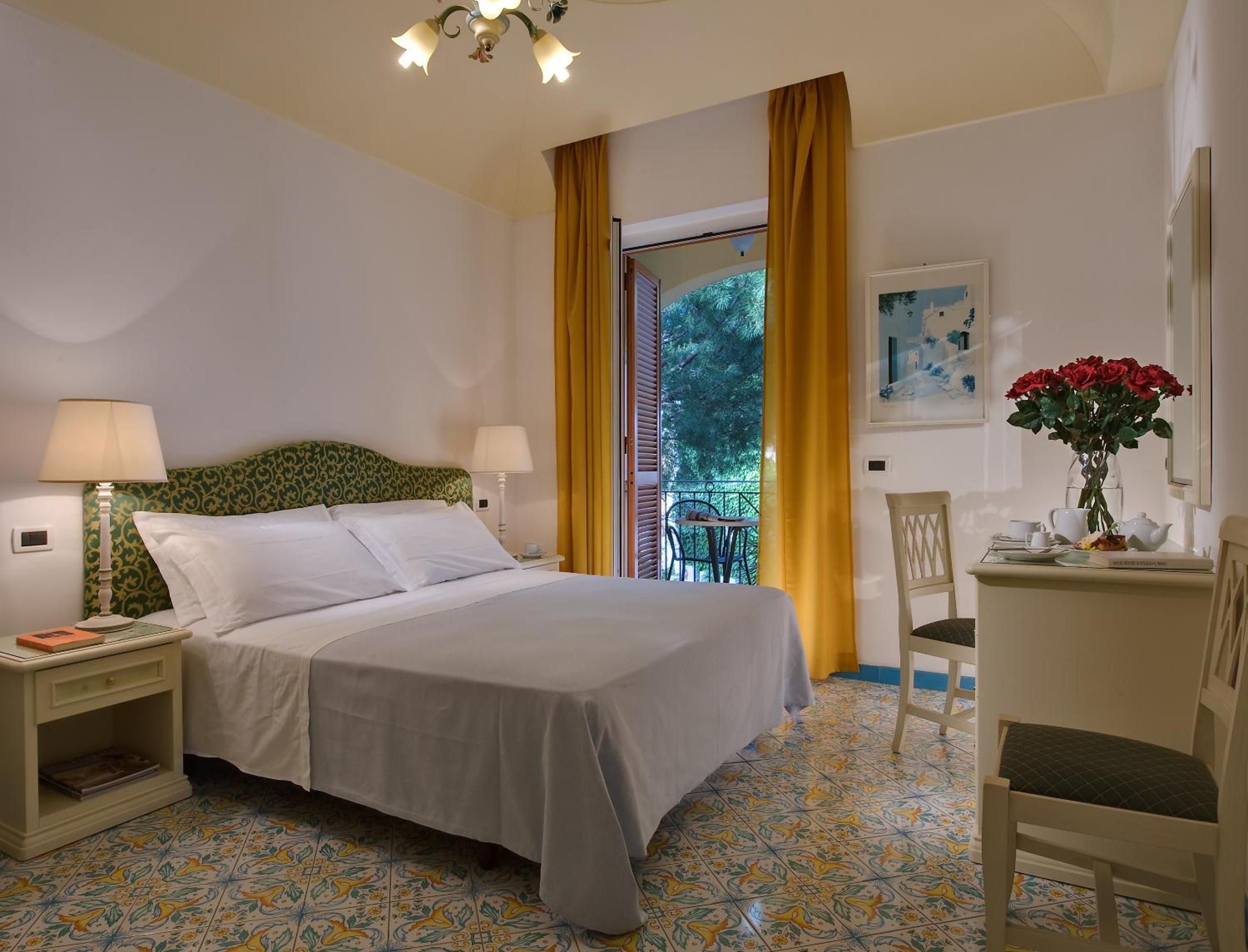 Double or Twin Room - Photo 3