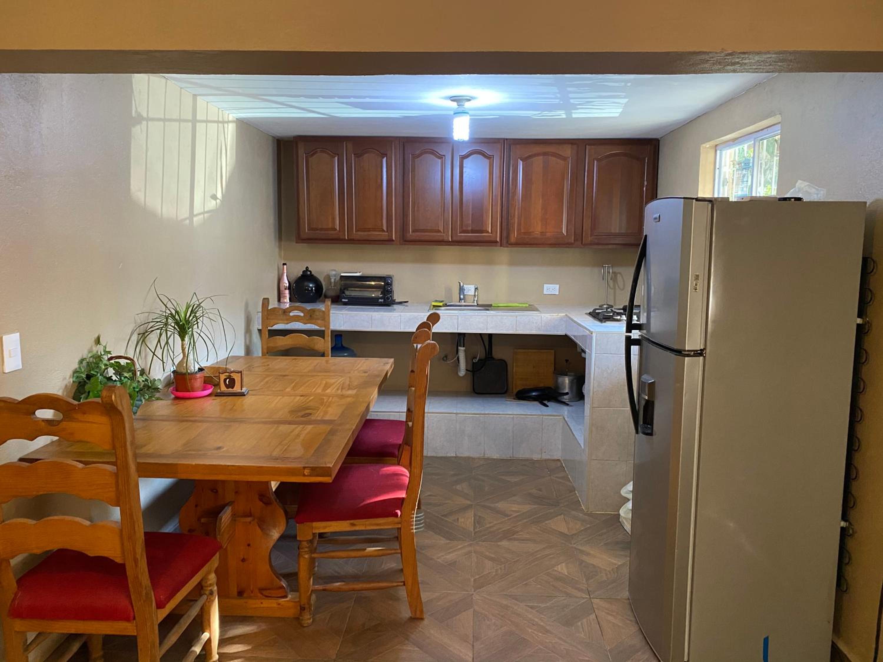 Two-Bedroom House - Photo 5