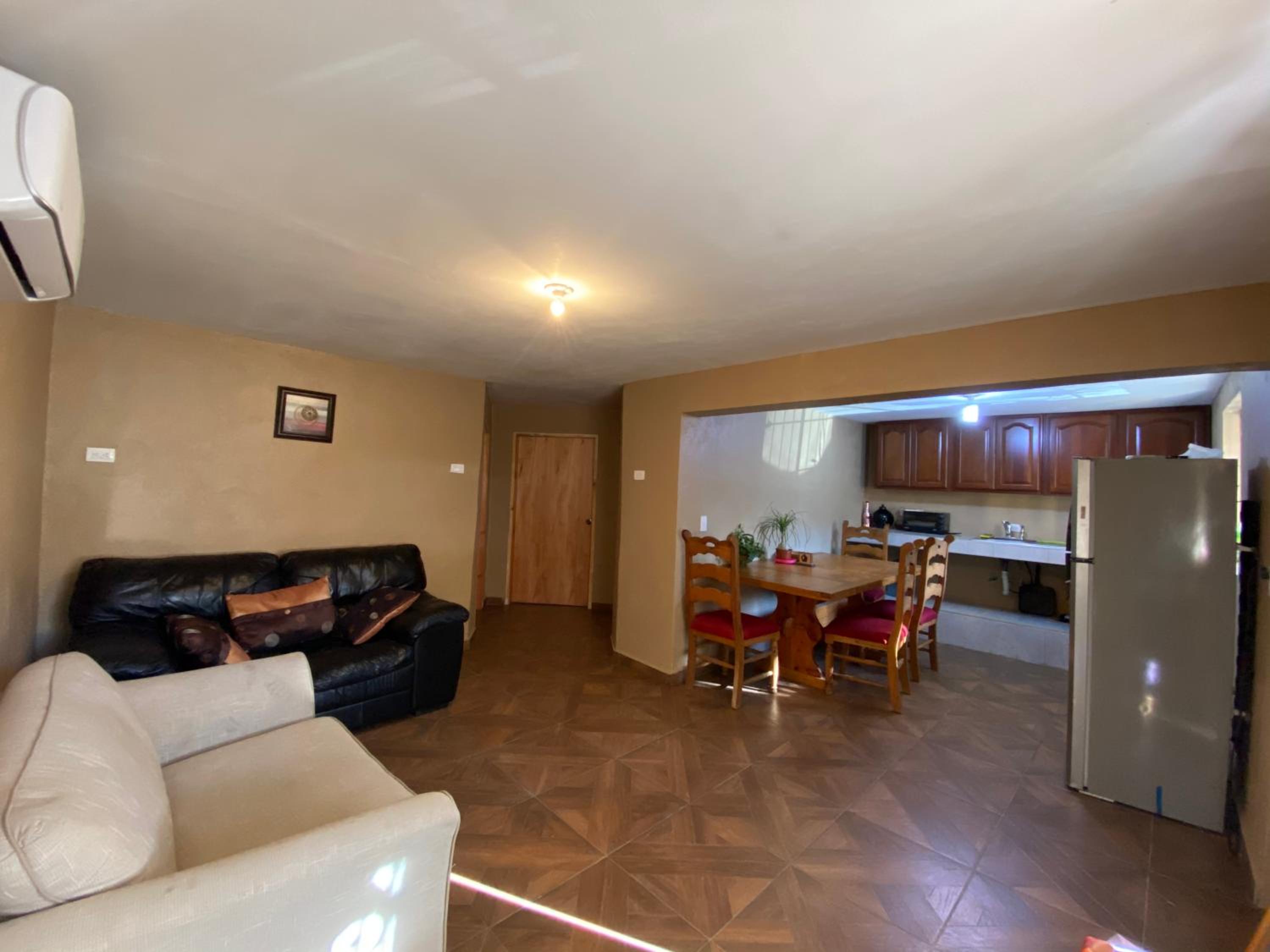 Two-Bedroom House - Photo 1