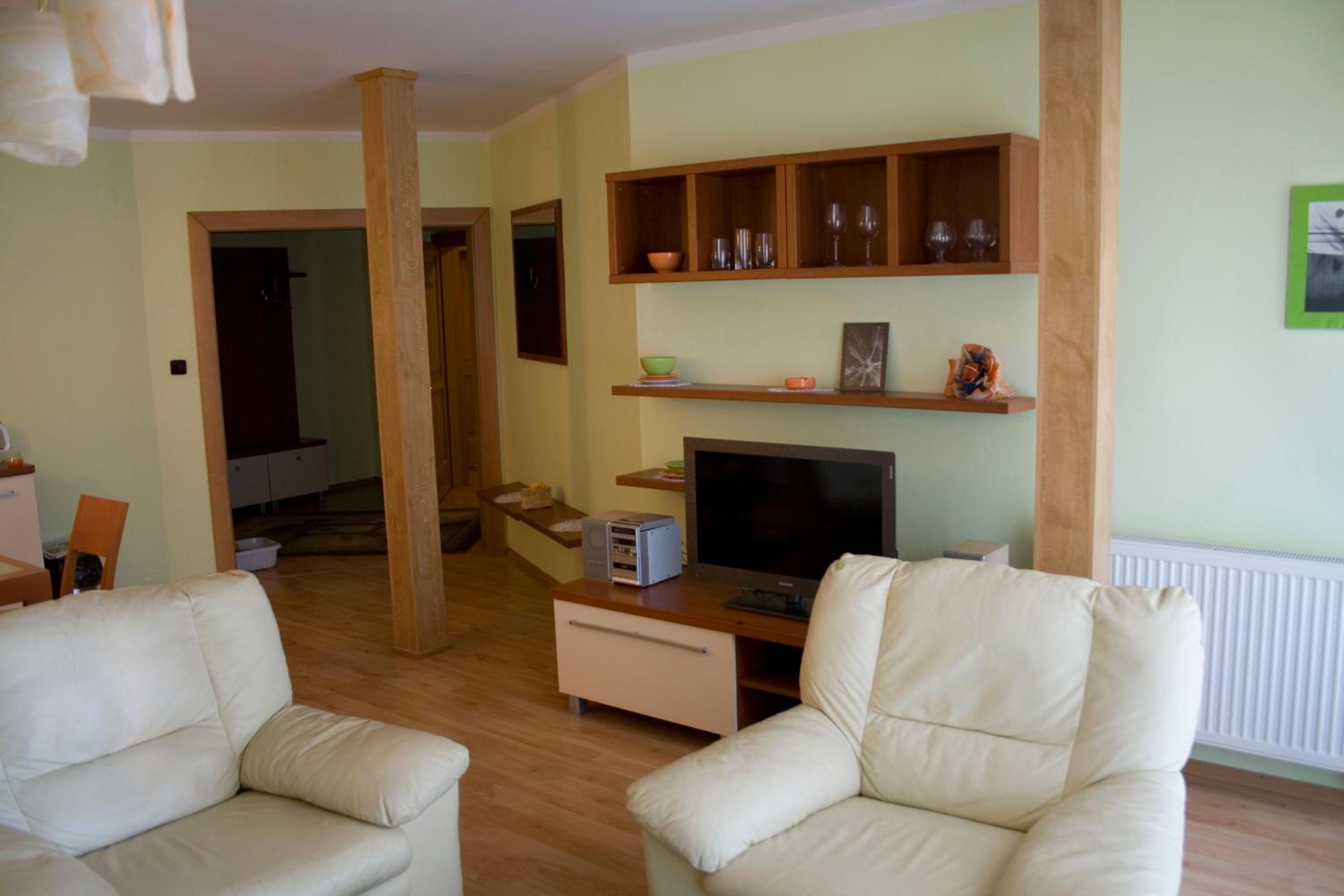 Suite with Balcony - Photo 6