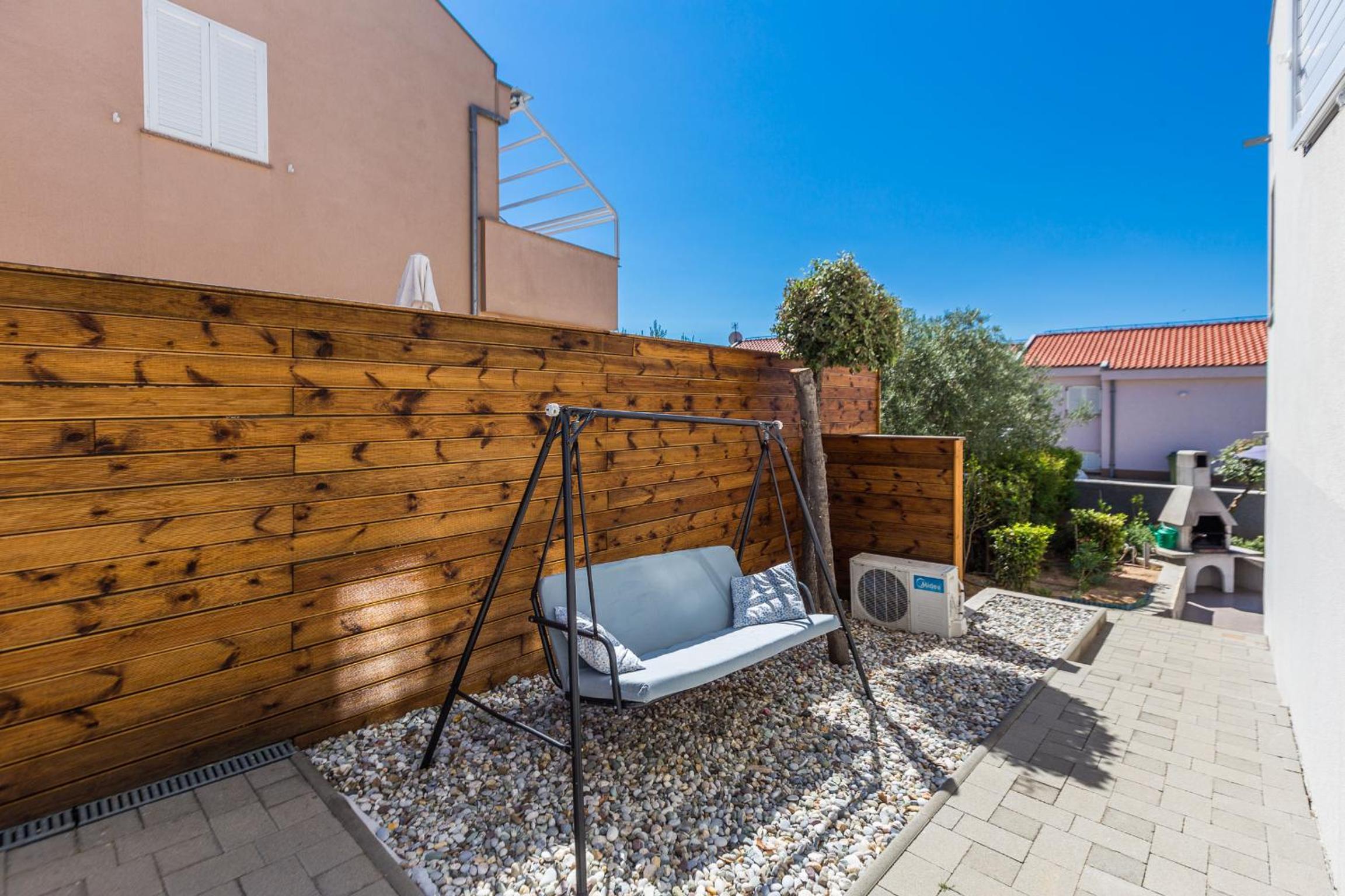 Studio with Terrace - Photo 7