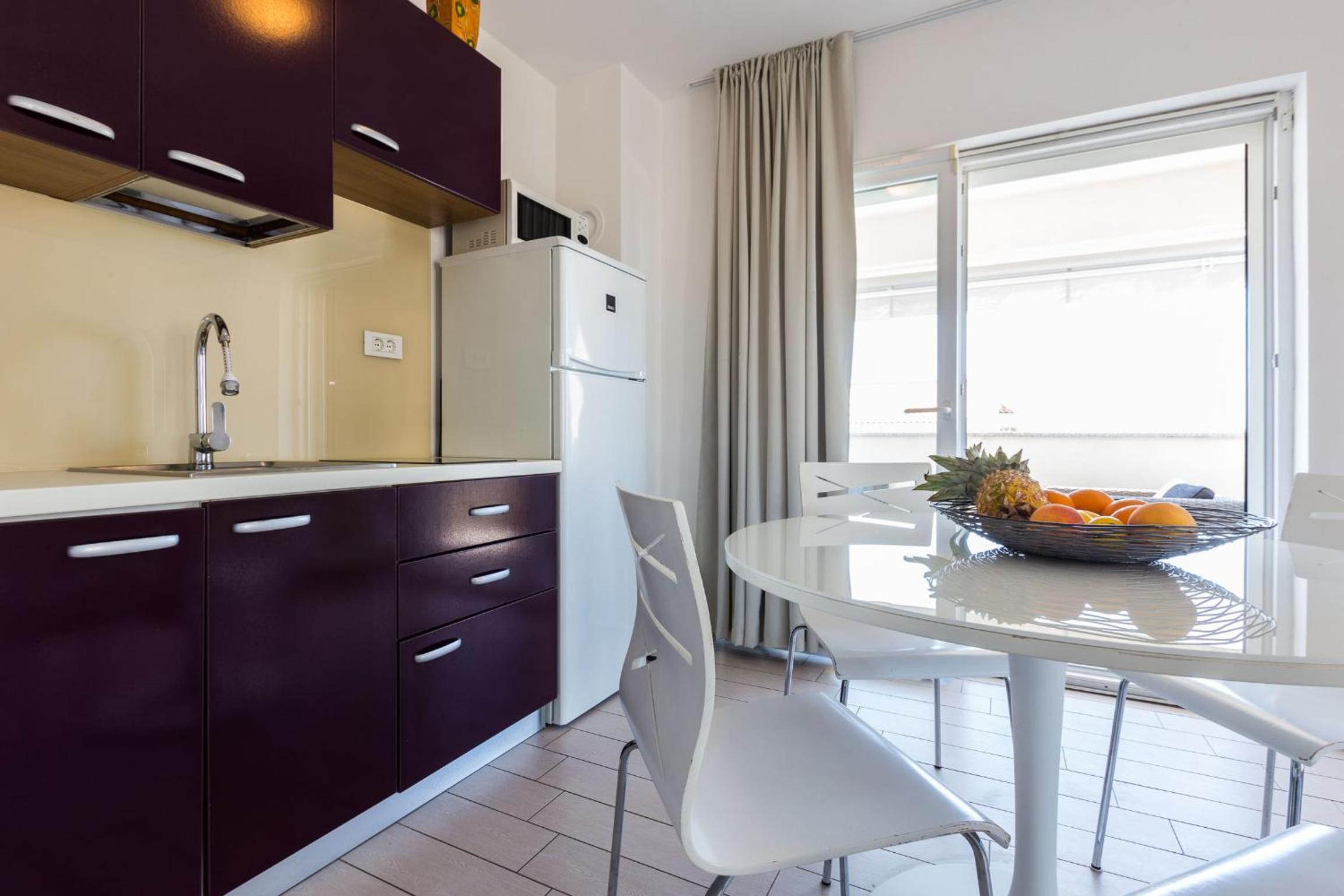 One-Bedroom Apartment with Balcony photo 2