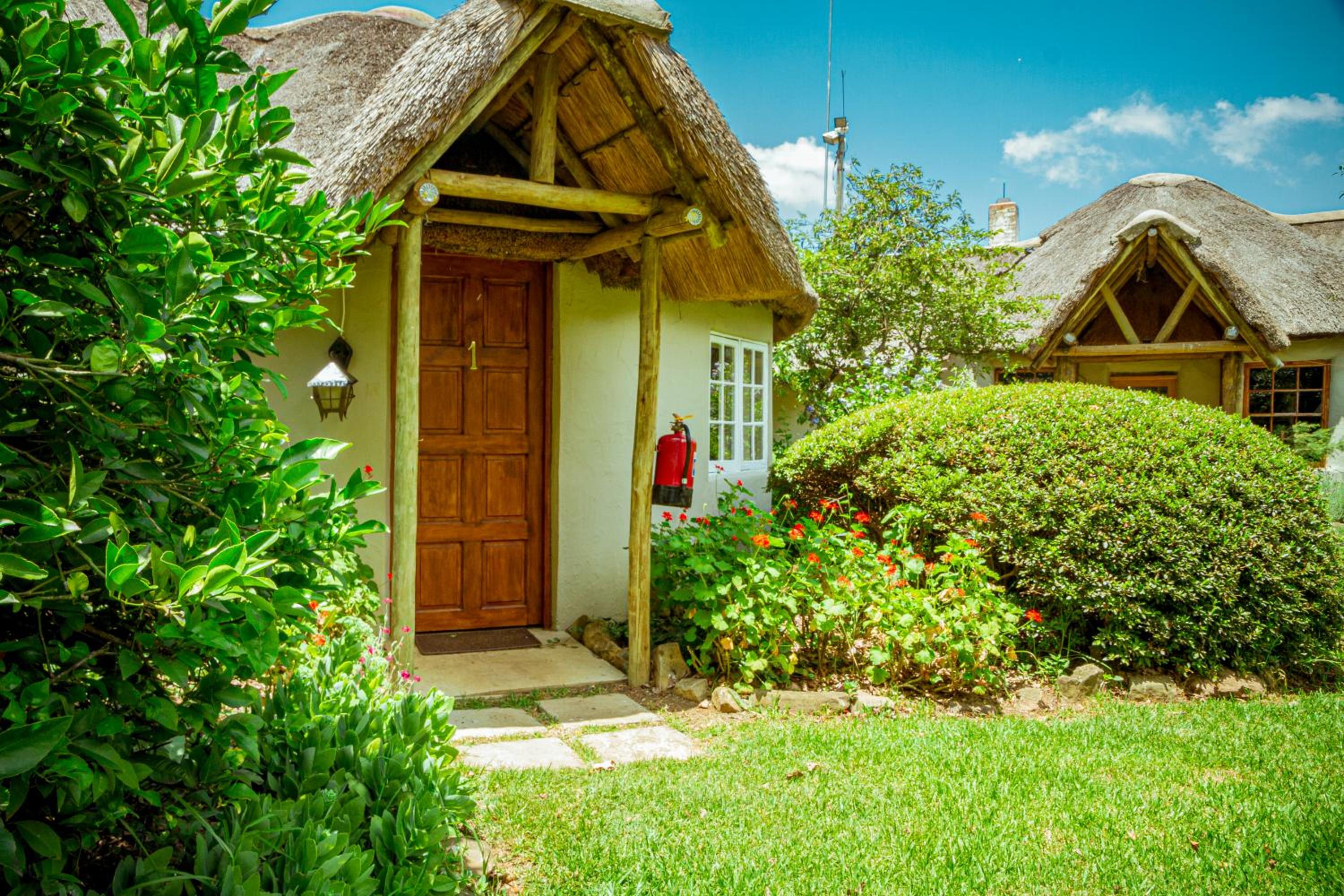 One-Bedroom Cottage - Photo 7