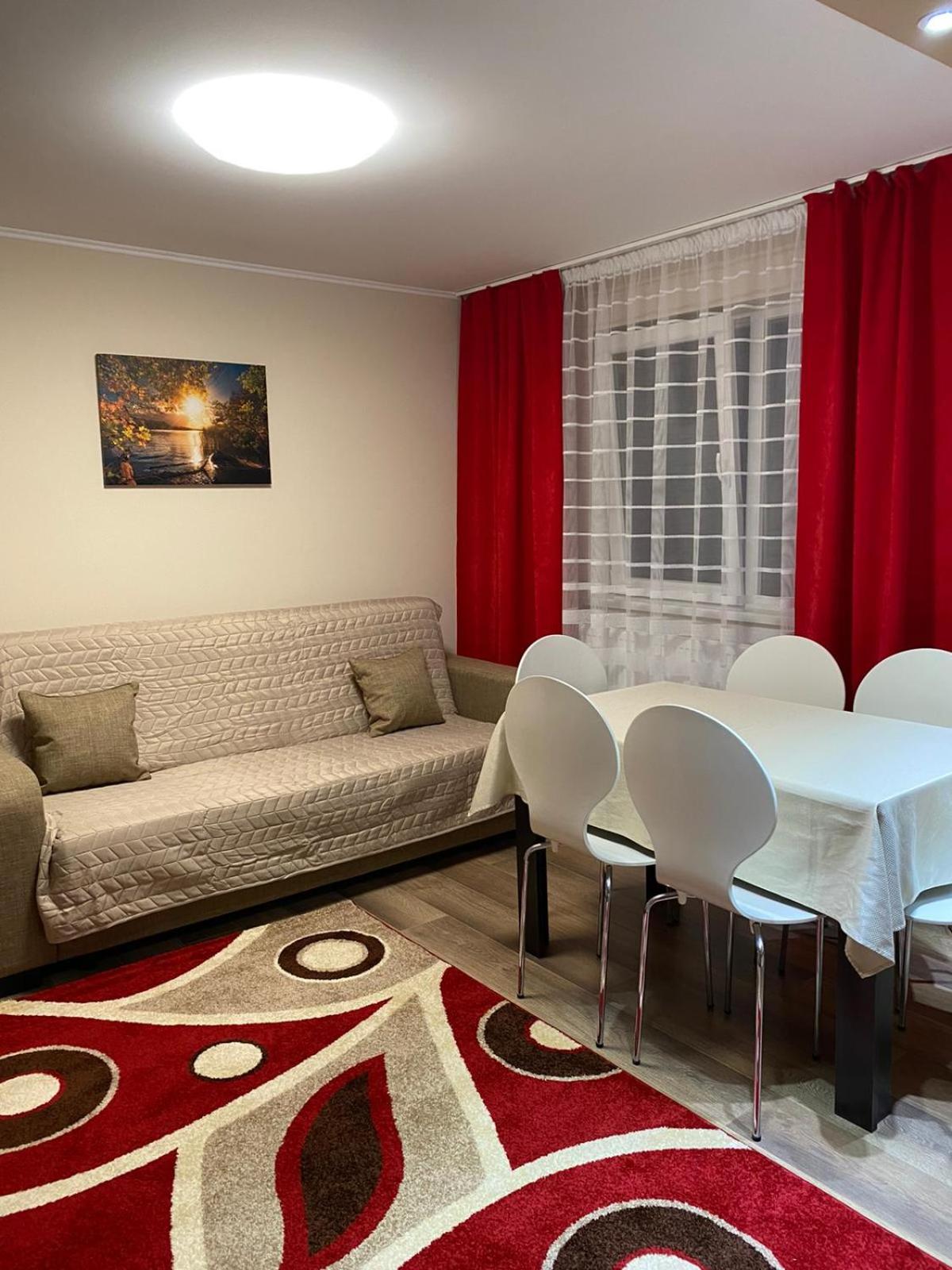 One-Bedroom Apartment - Photo 10
