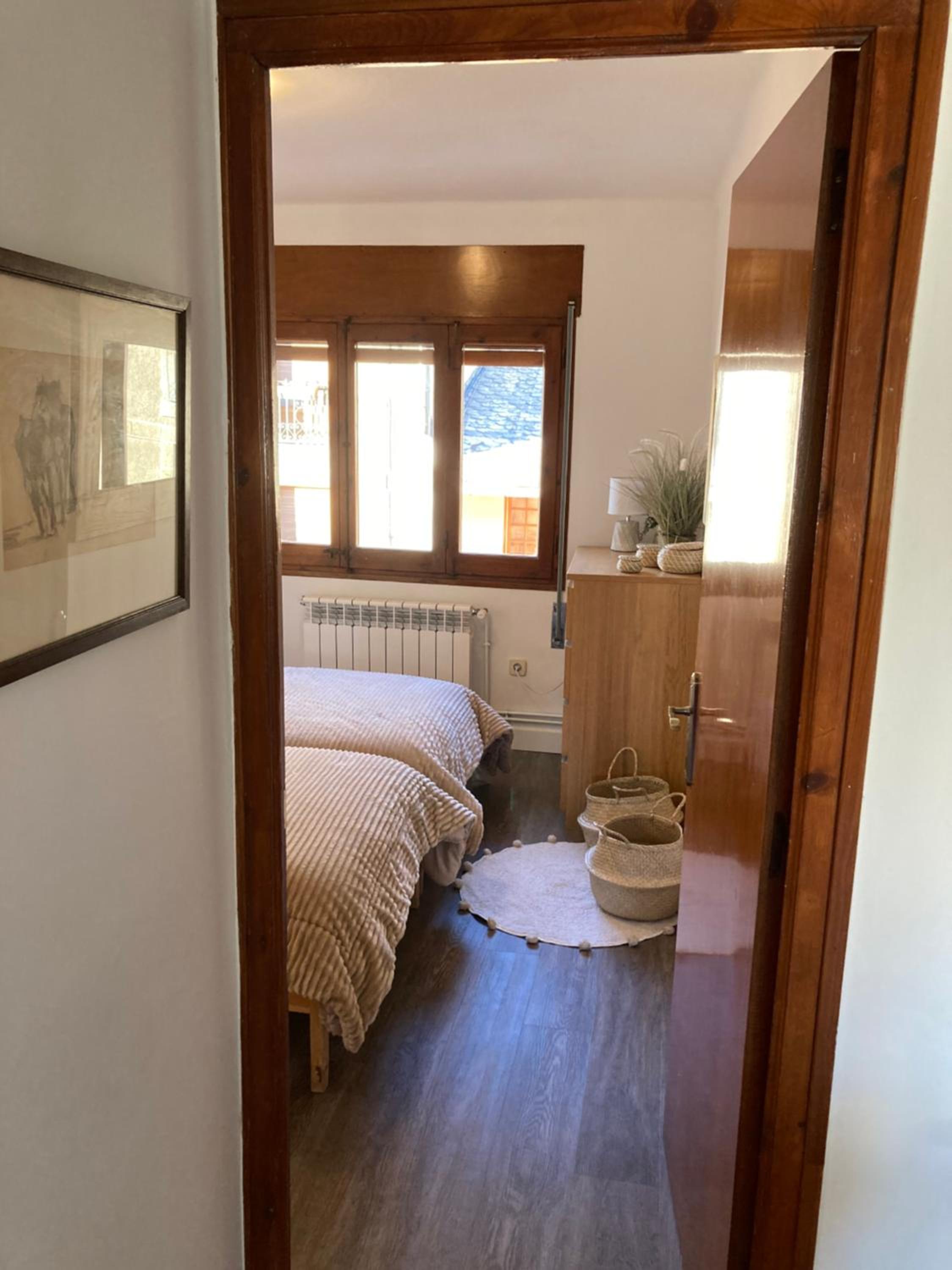 Apartment with Mountain View photo 3