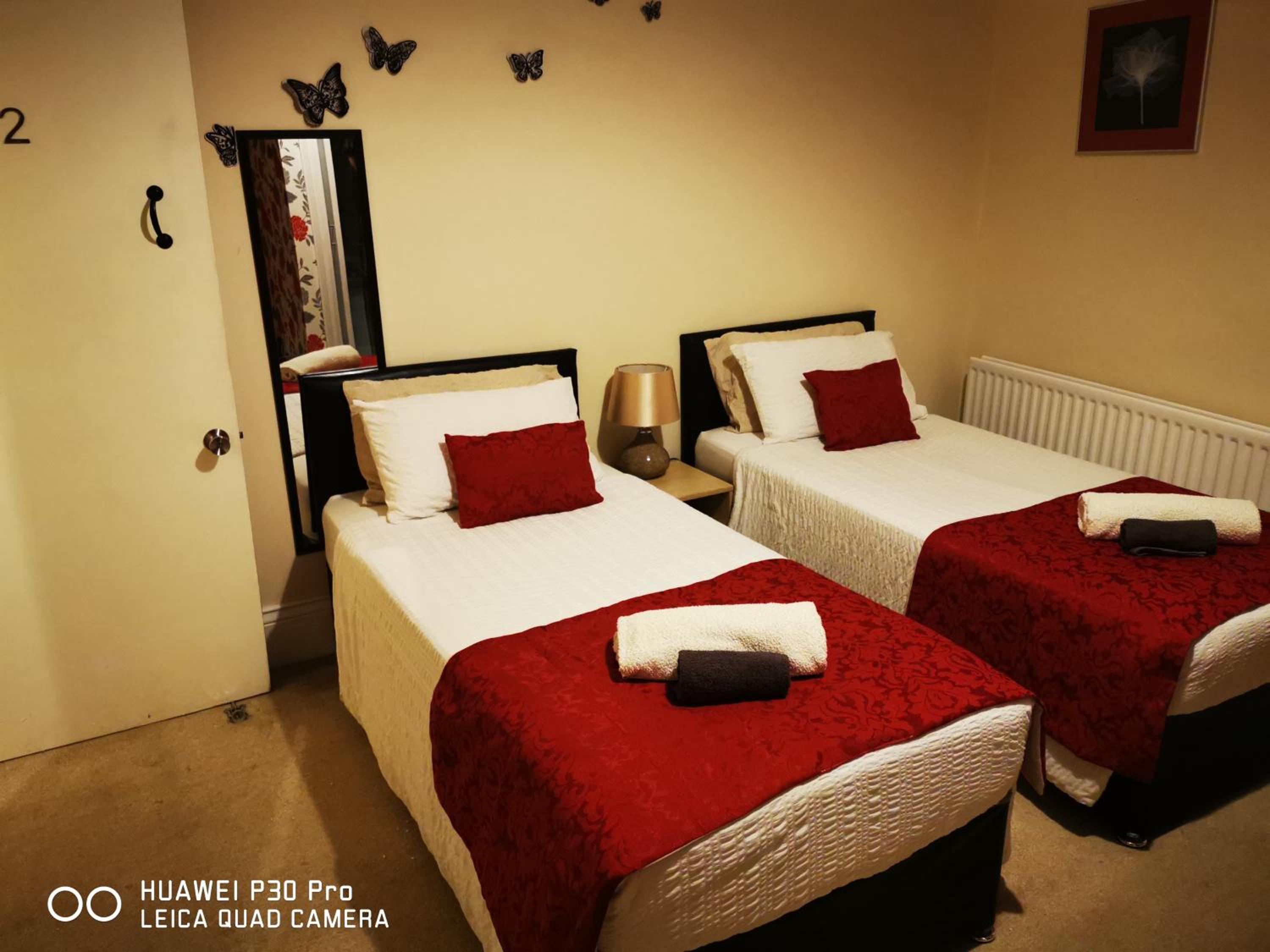 Deluxe Twin Room with Sea View - Photo 2