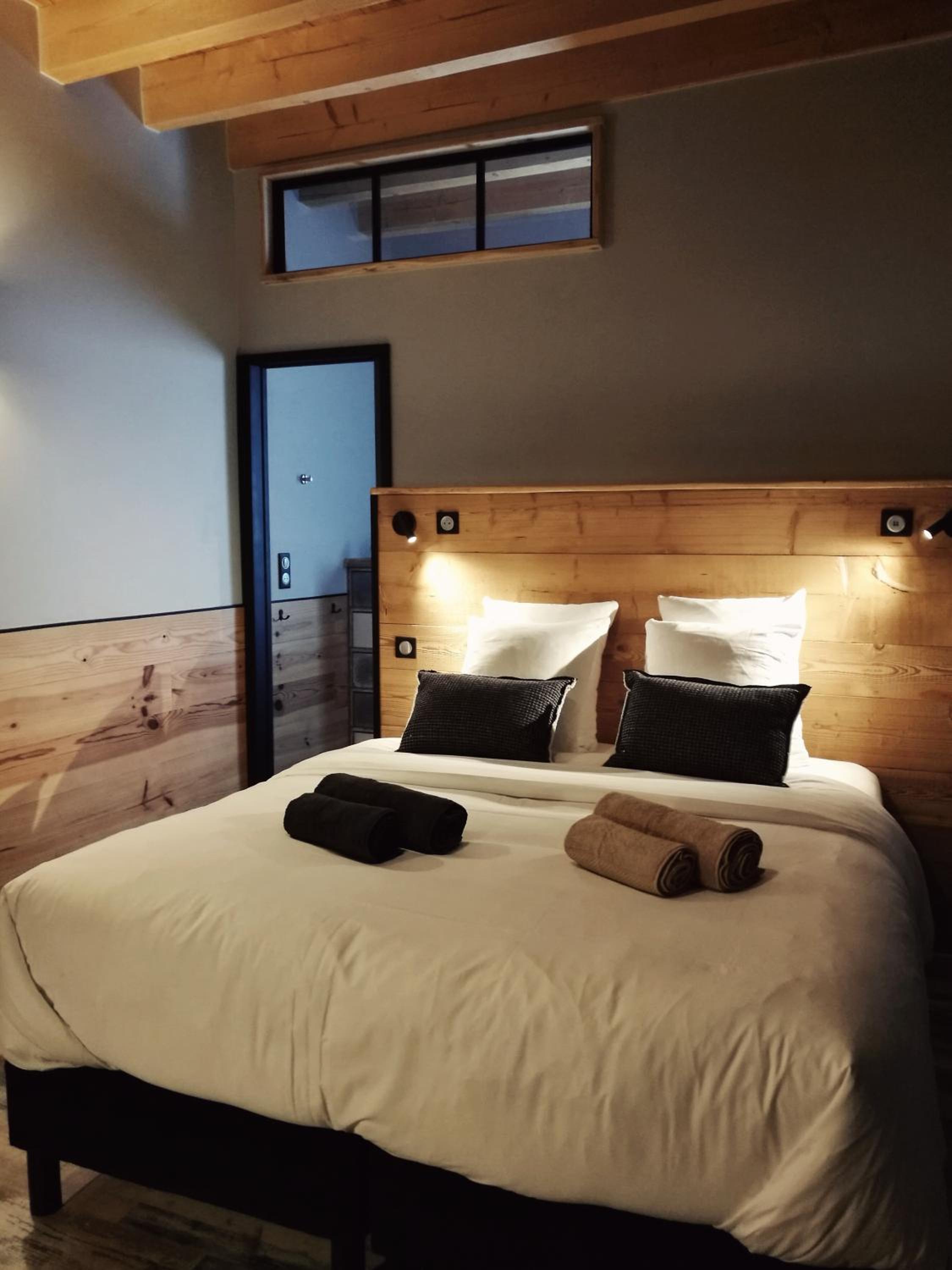 Deluxe Double or Twin Room photo 1
