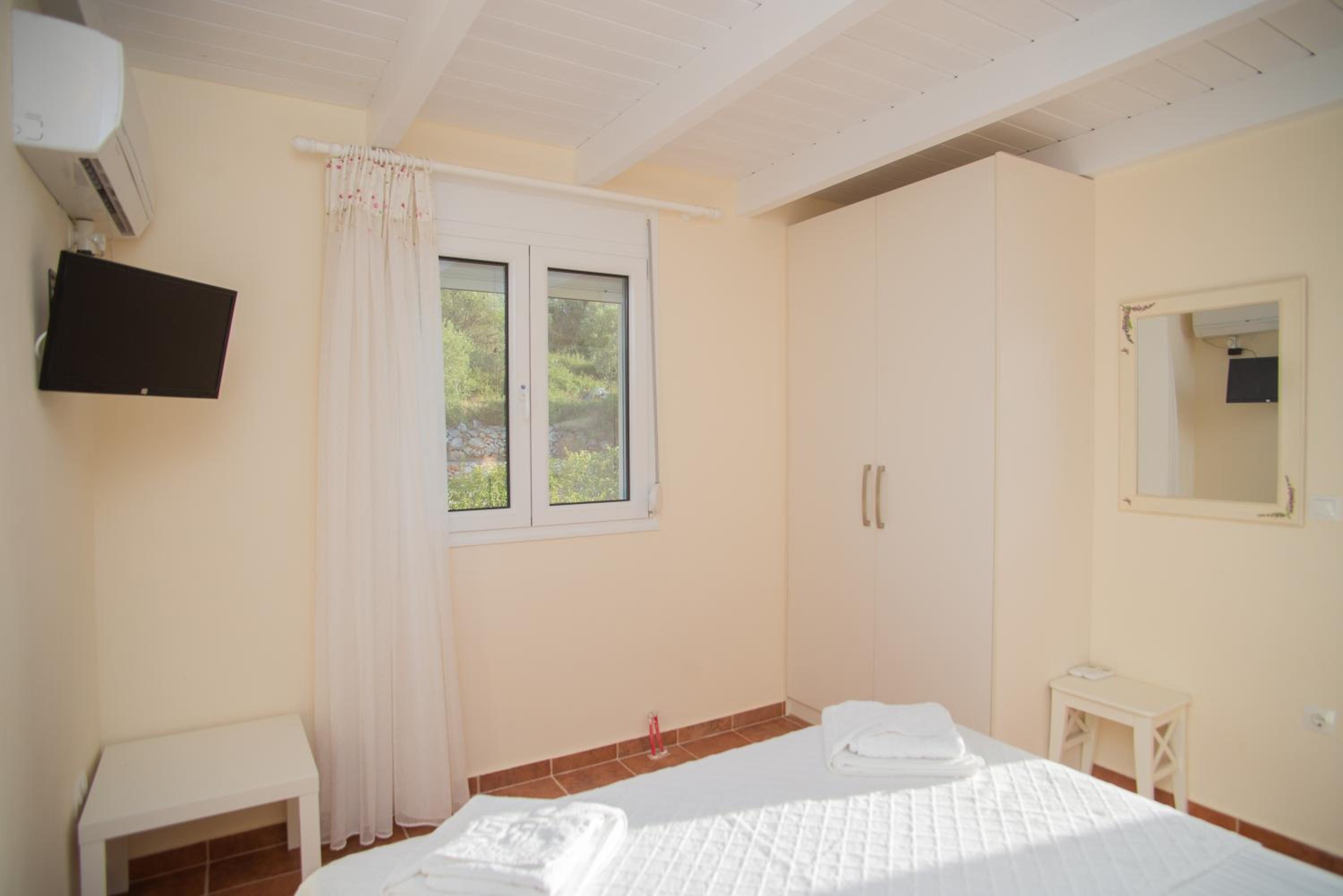Luxury One-Bedroom Apartment