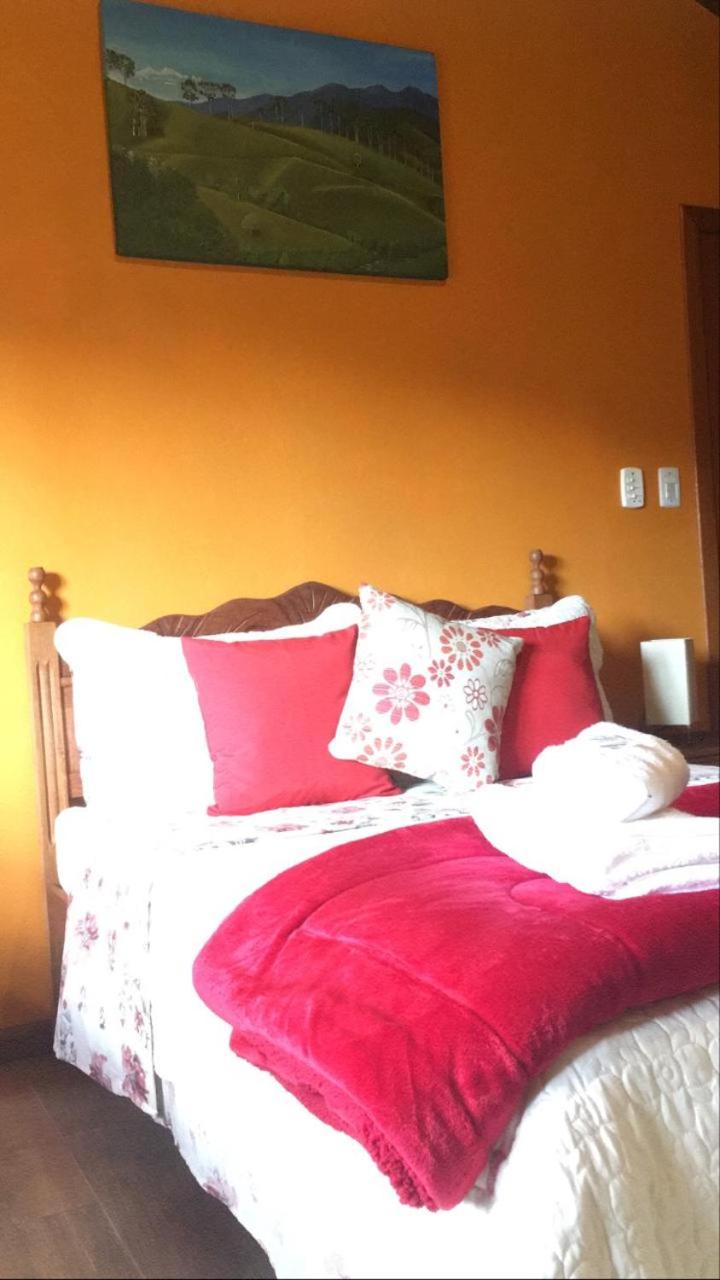 Deluxe Suite with Spa Bath - Photo 37