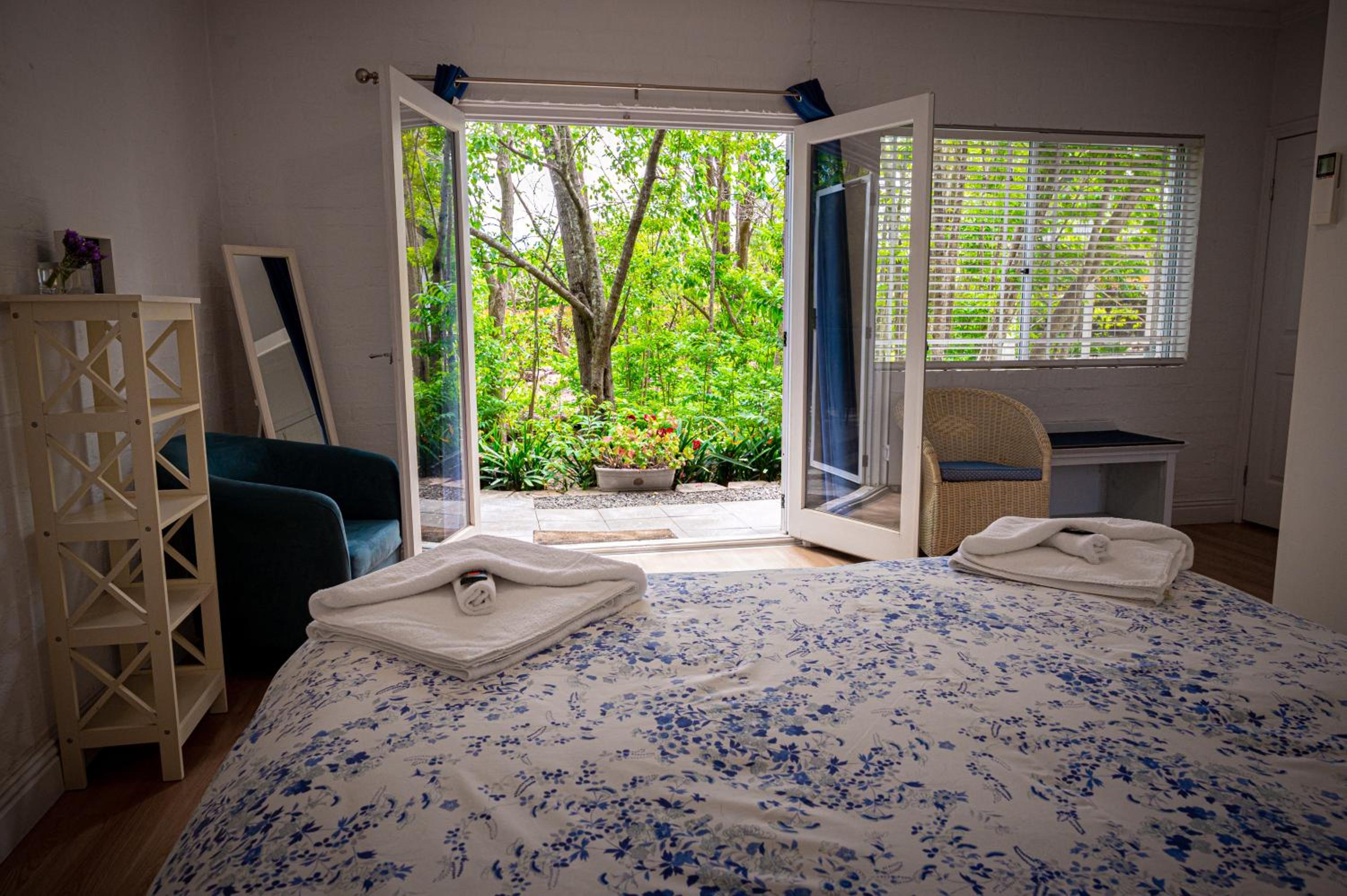 Two-Bedroom Cottage photo 2
