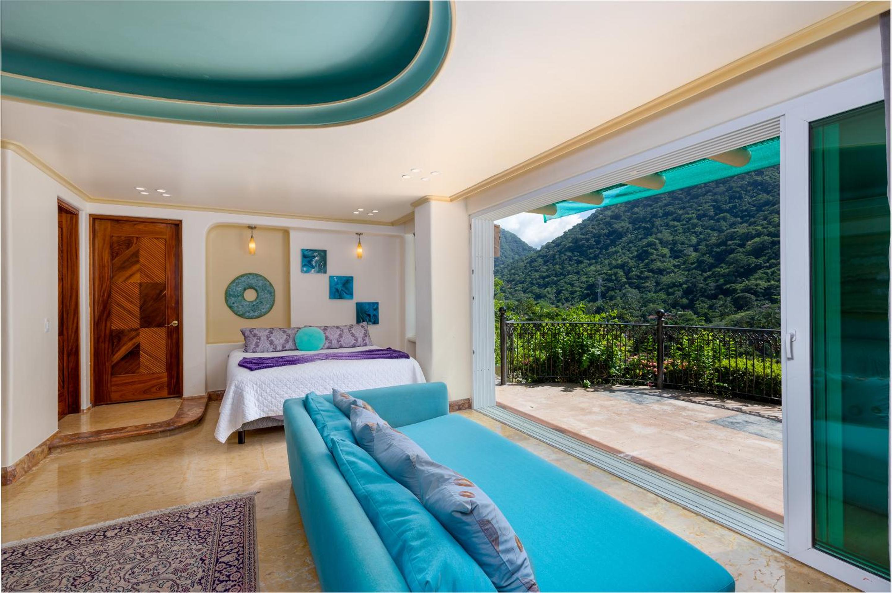 Deluxe Family Suite