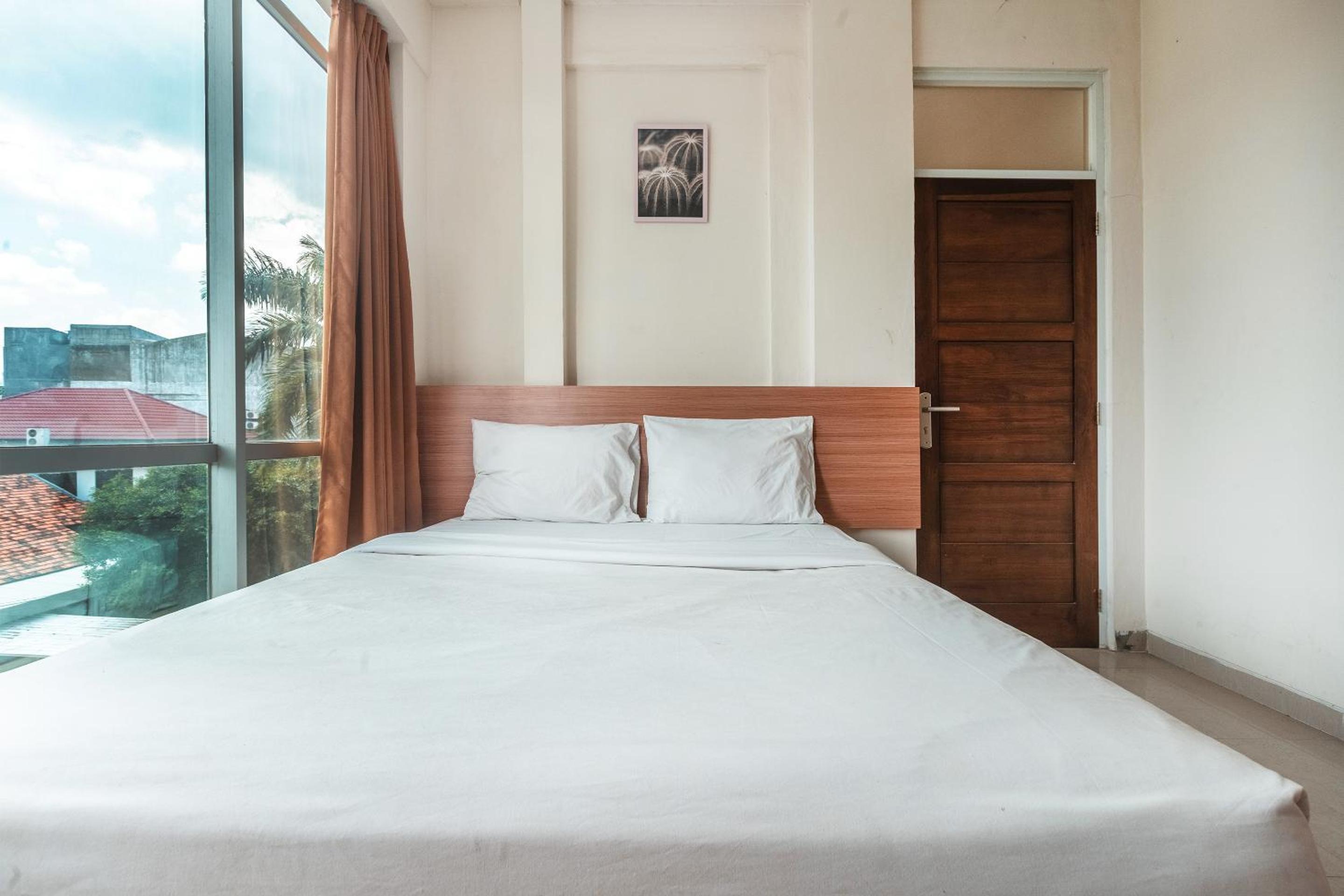 Standard Double Room - Photo 6