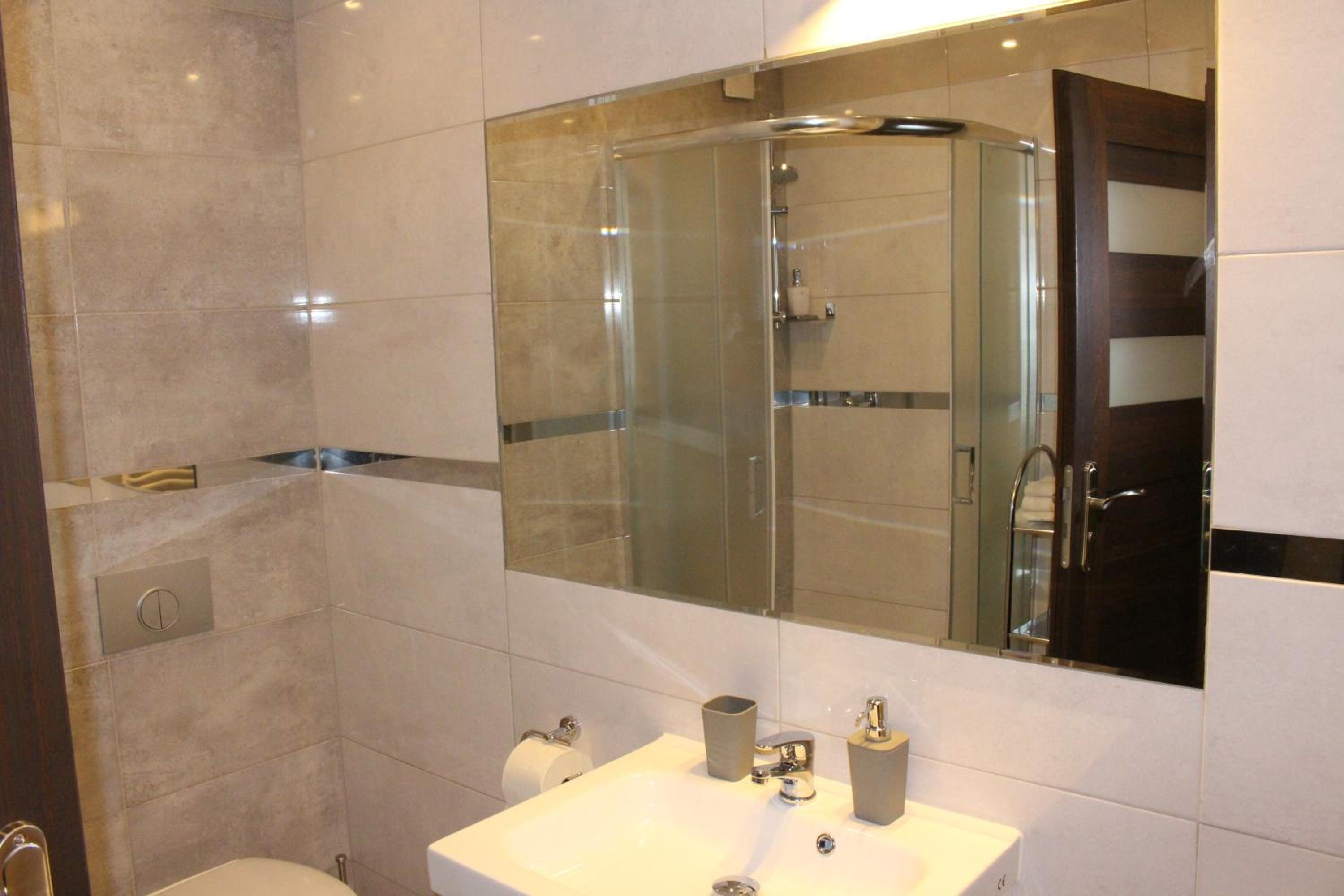 Triple Room with Private Bathroom photo 3