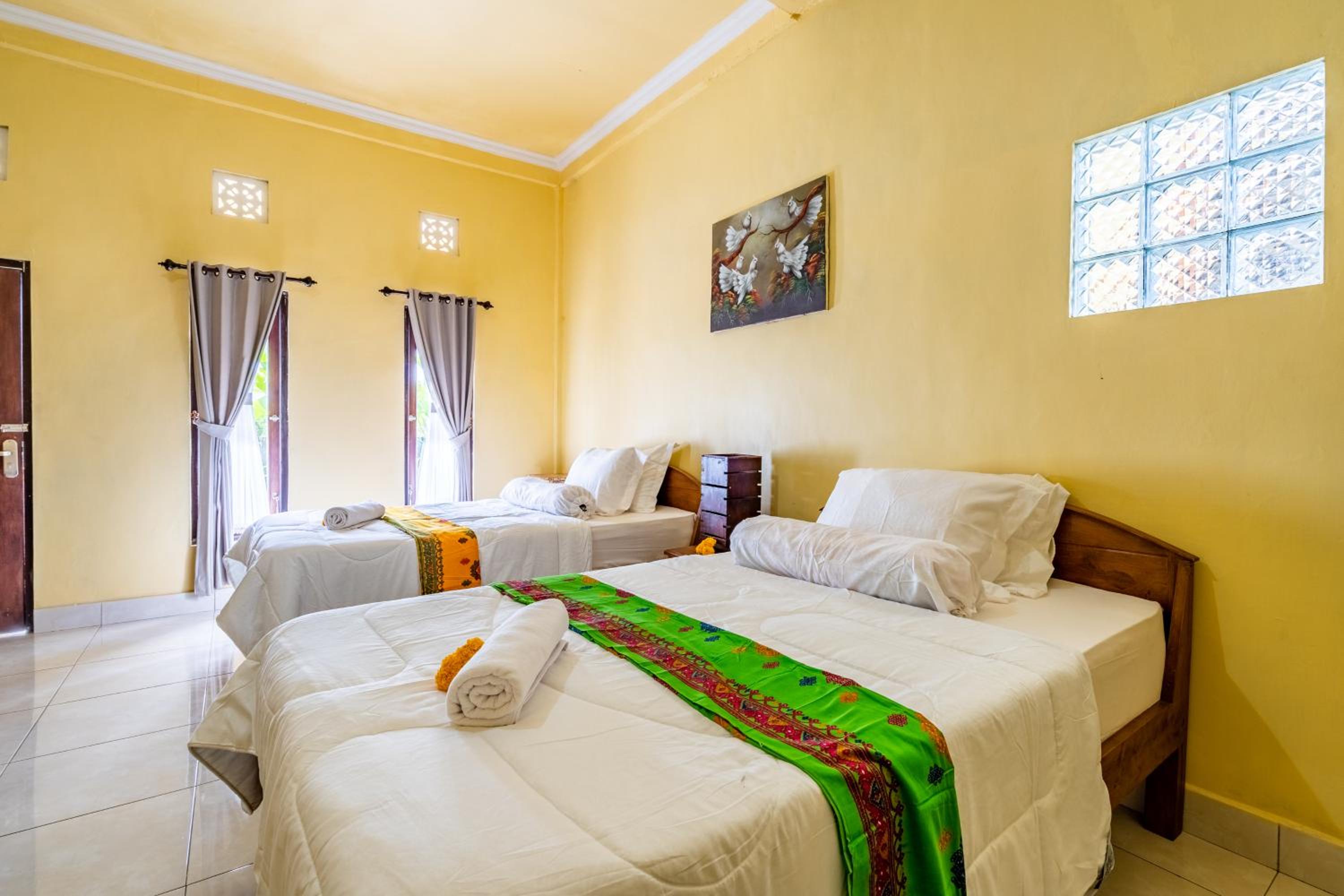 Standard Twin Room - Photo 5
