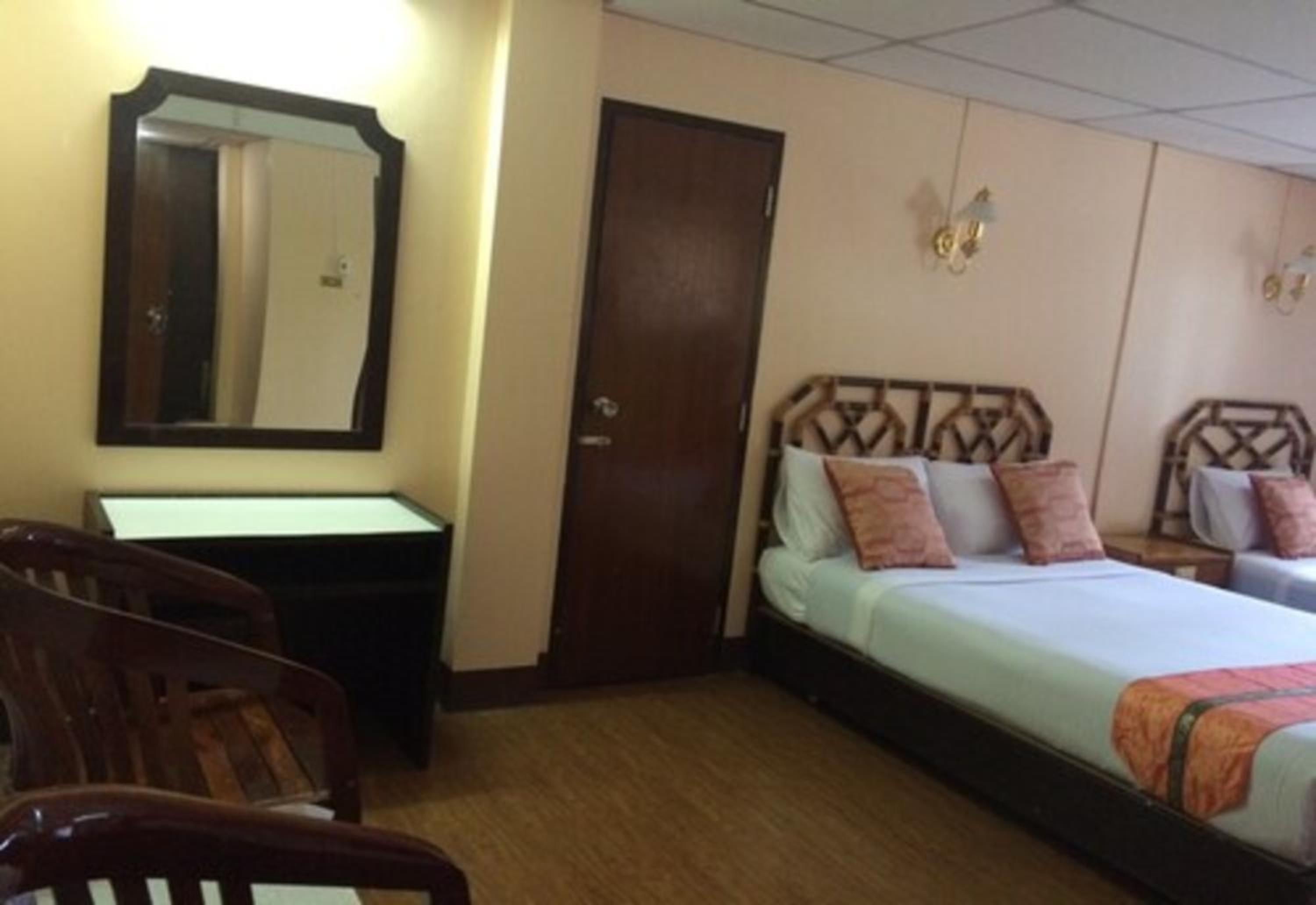 Standard Triple Room photo 2
