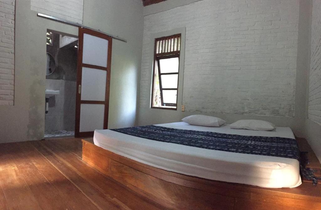 Economy Double Room photo 1