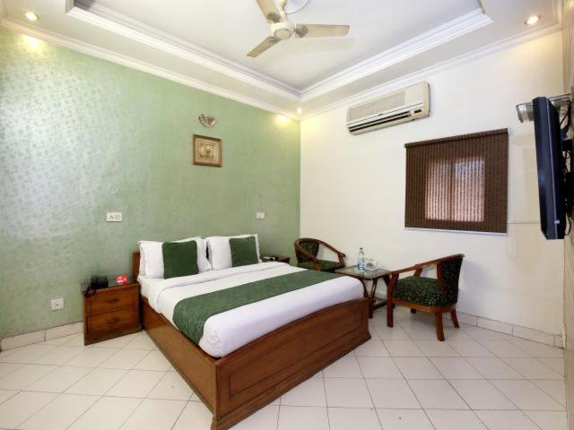 Deluxe Double Room photo 3