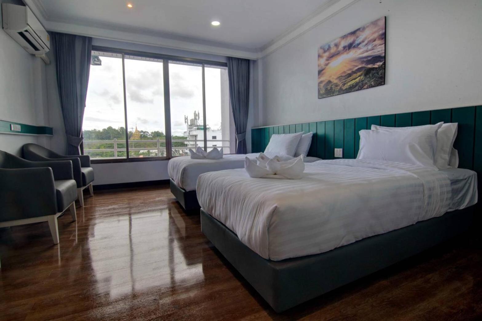 Superior Twin Room - Photo 4
