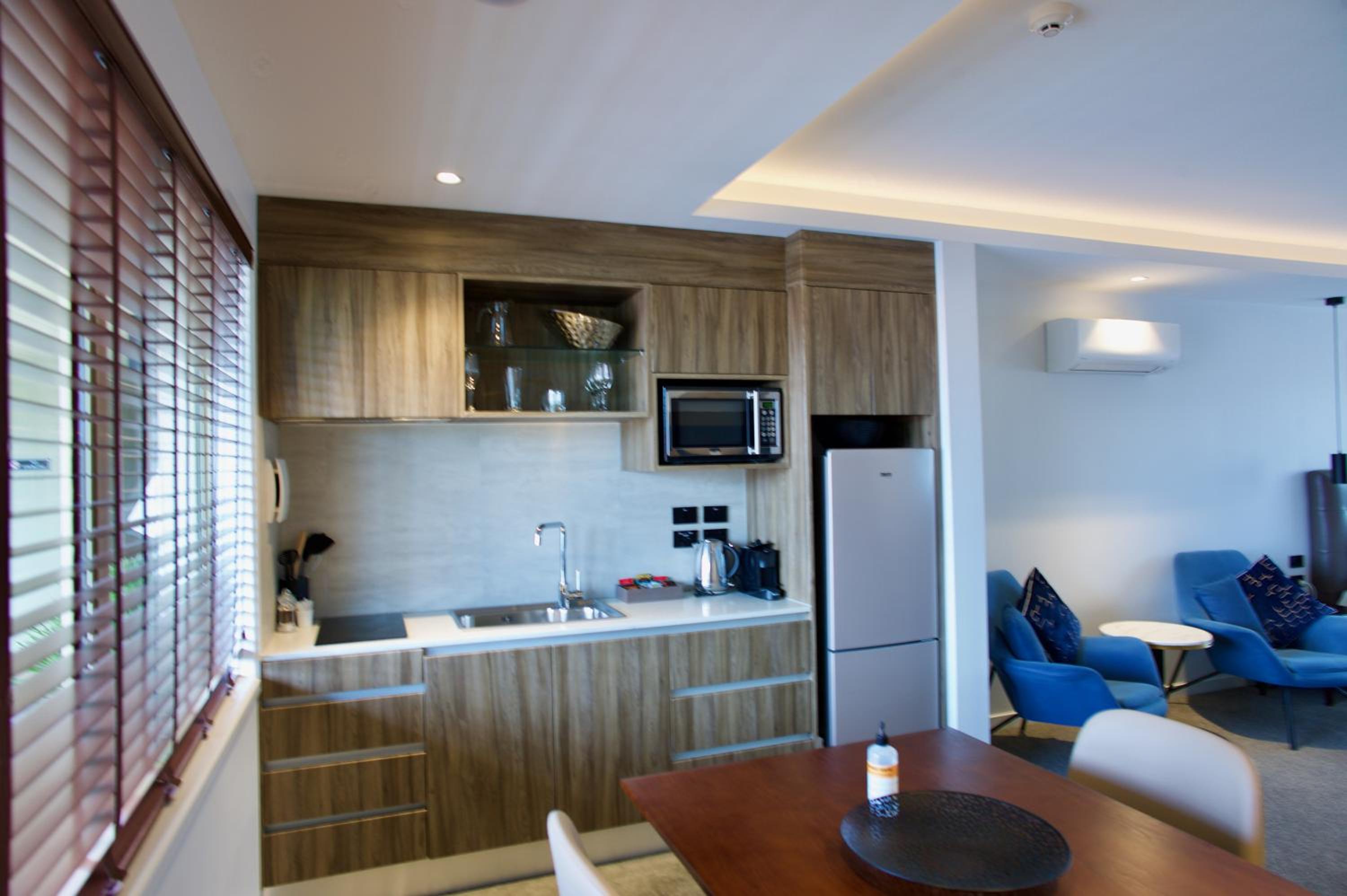 Luxury Studio Suite - Photo 8