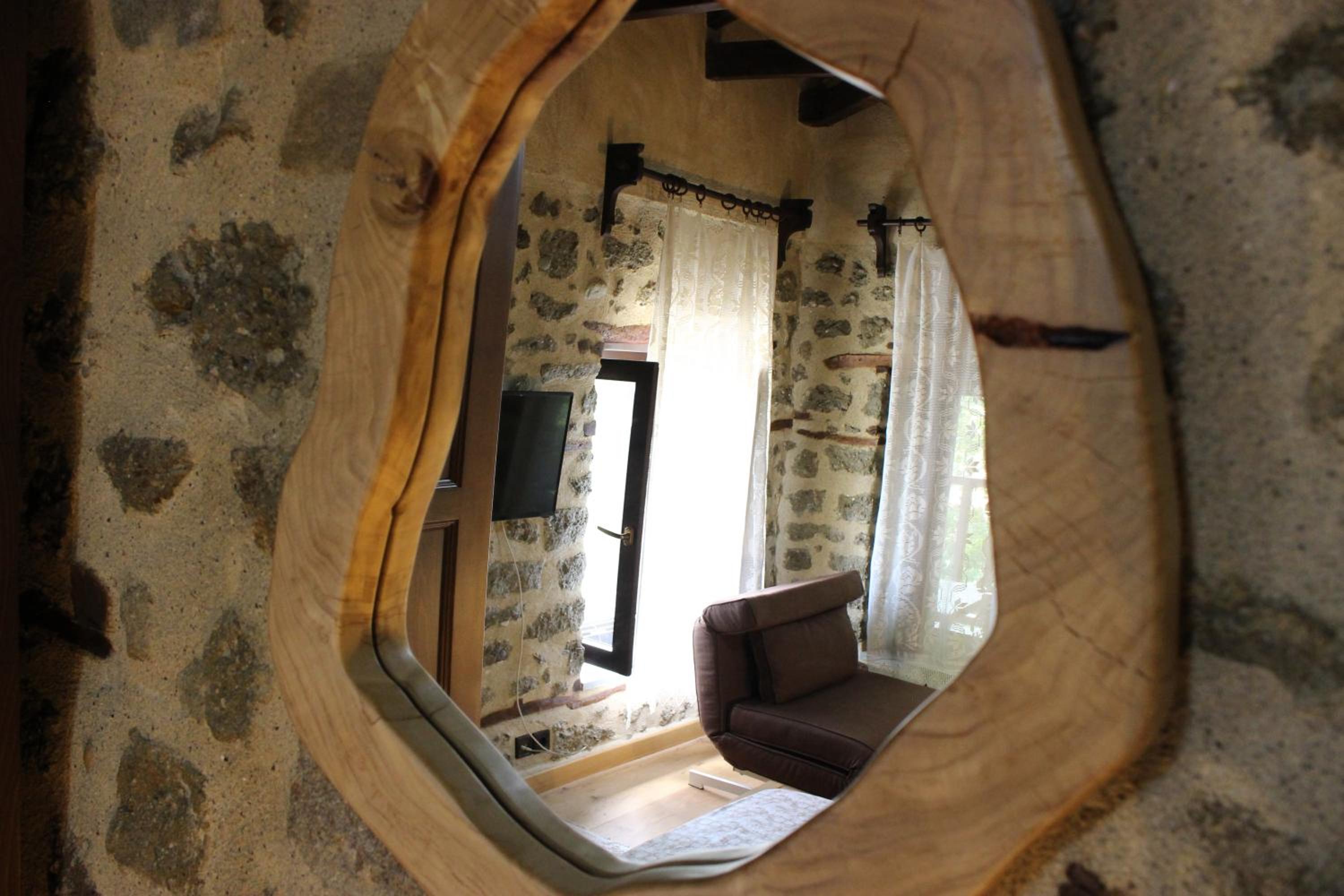 Two-Bedroom House - Photo 5