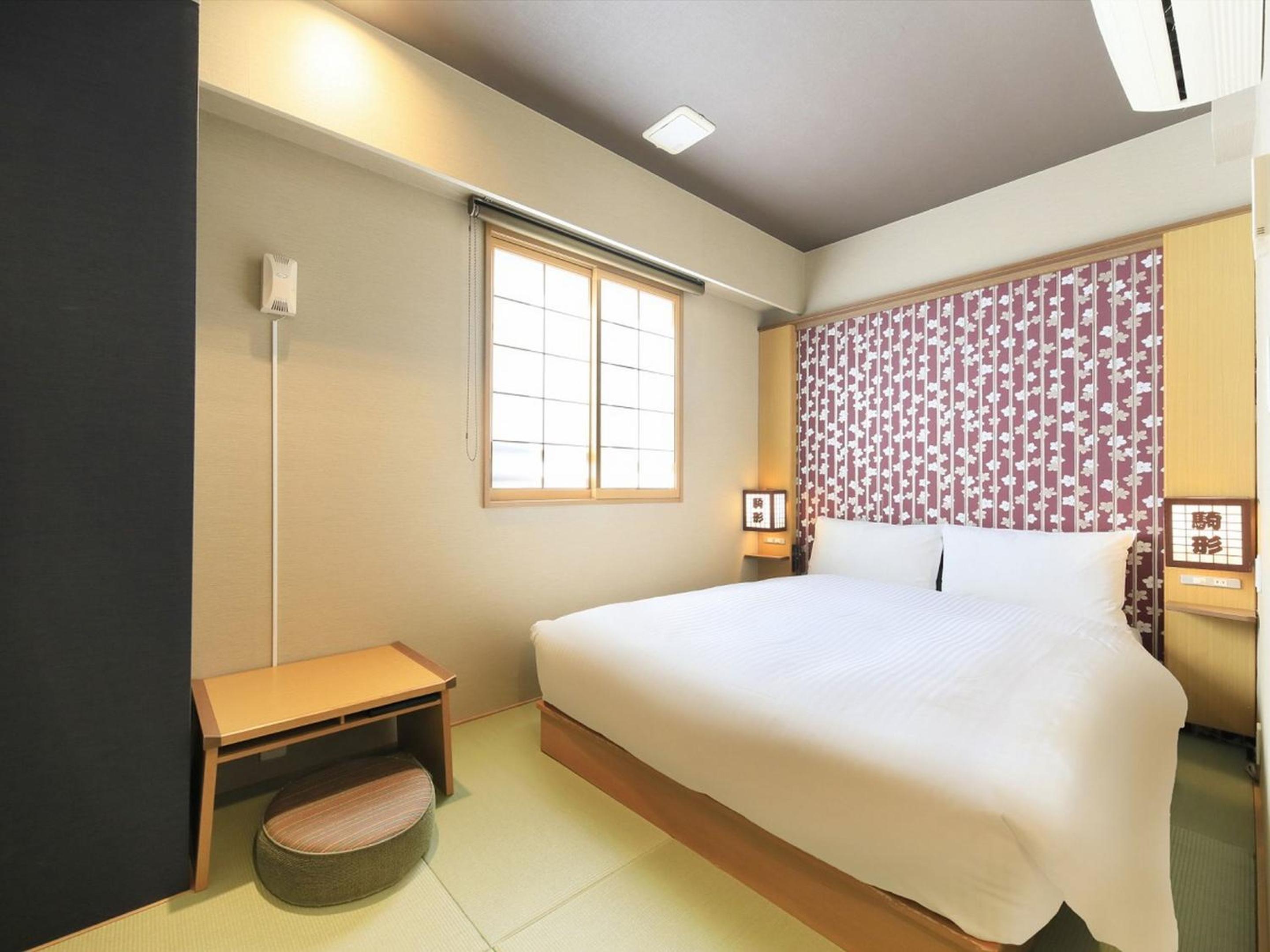 Economy Double Room With Small Double Bed - Non Smoking photo 3