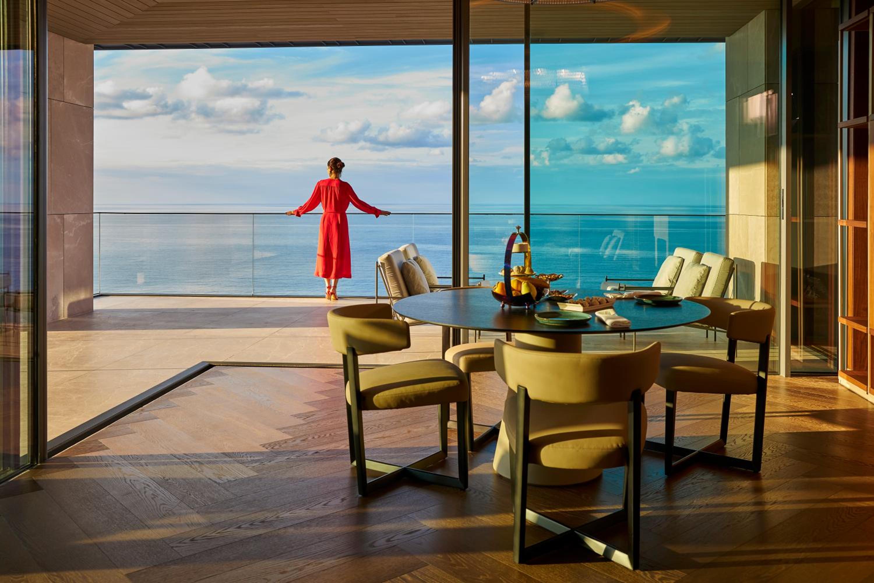 King Suite - Photo 3