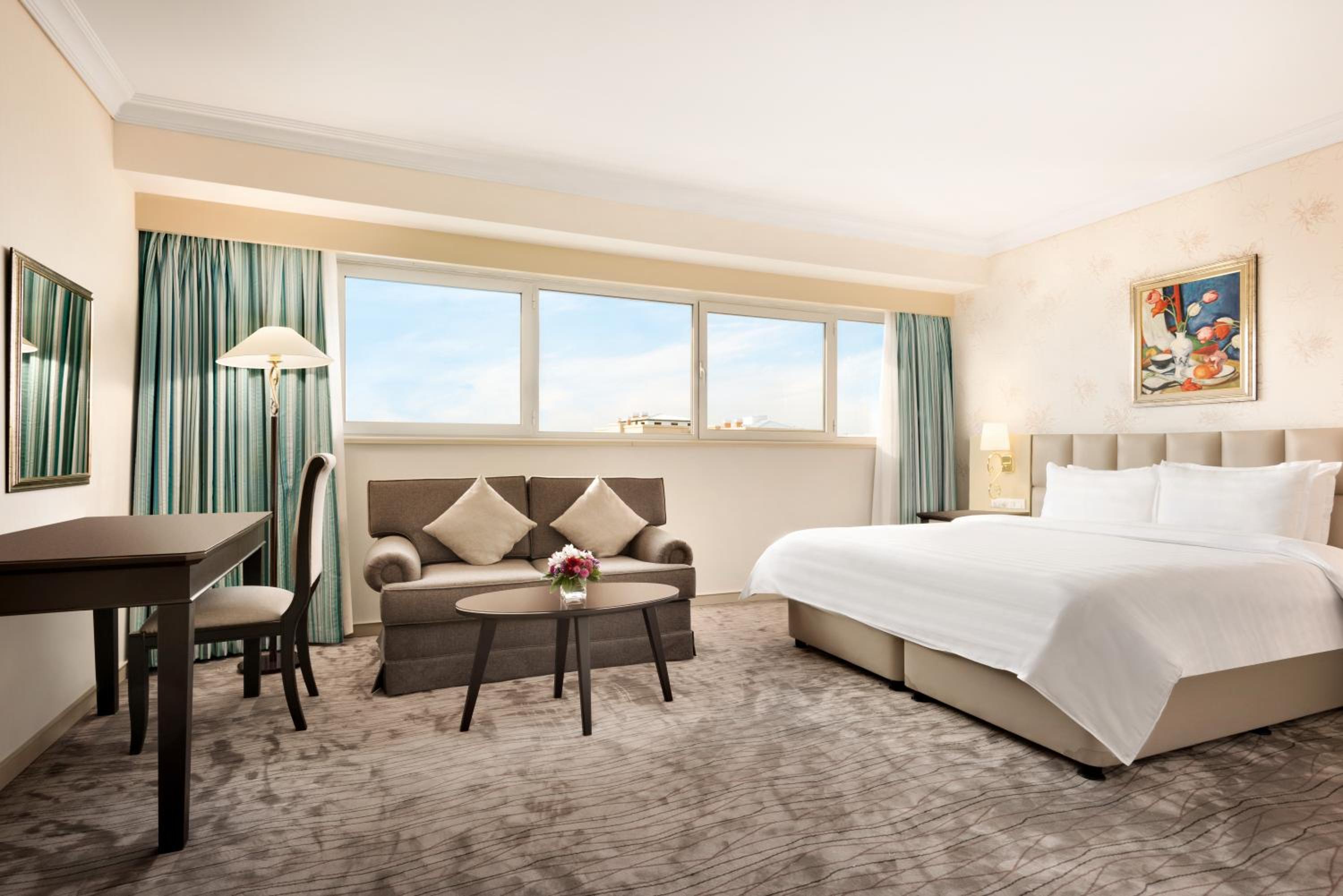 Deluxe King Room - Photo 1