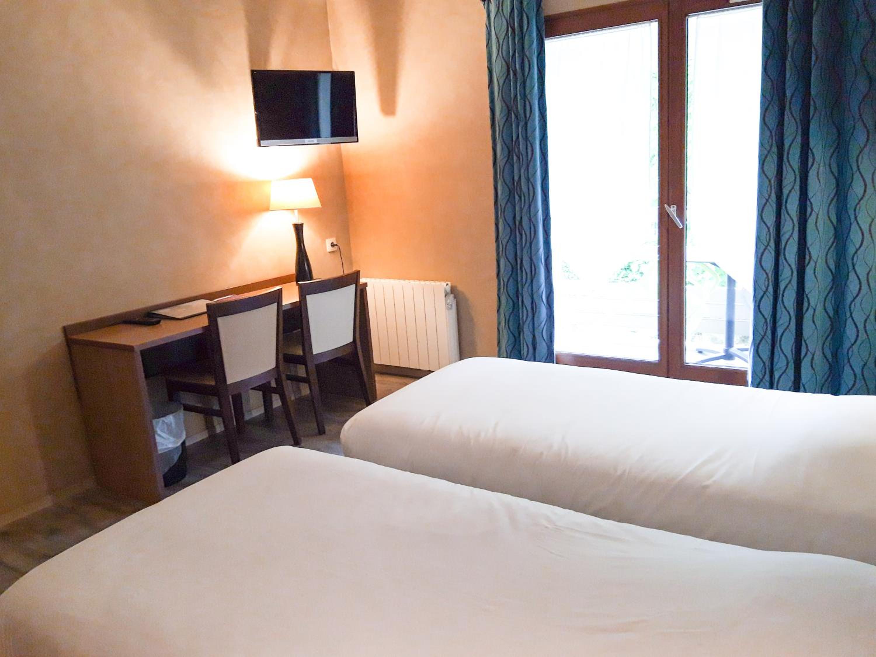 Standard Twin Room photo 1