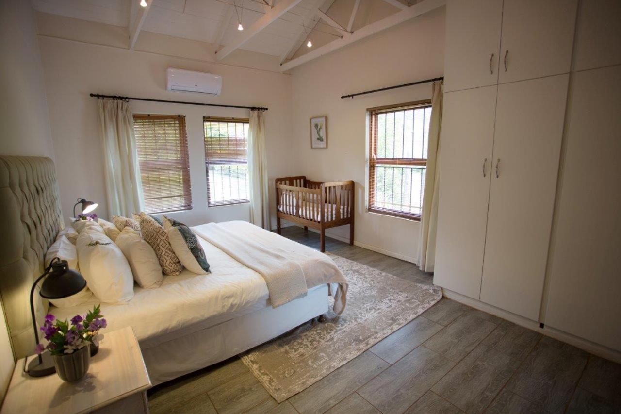 Apartment with Mountain View - Photo 25