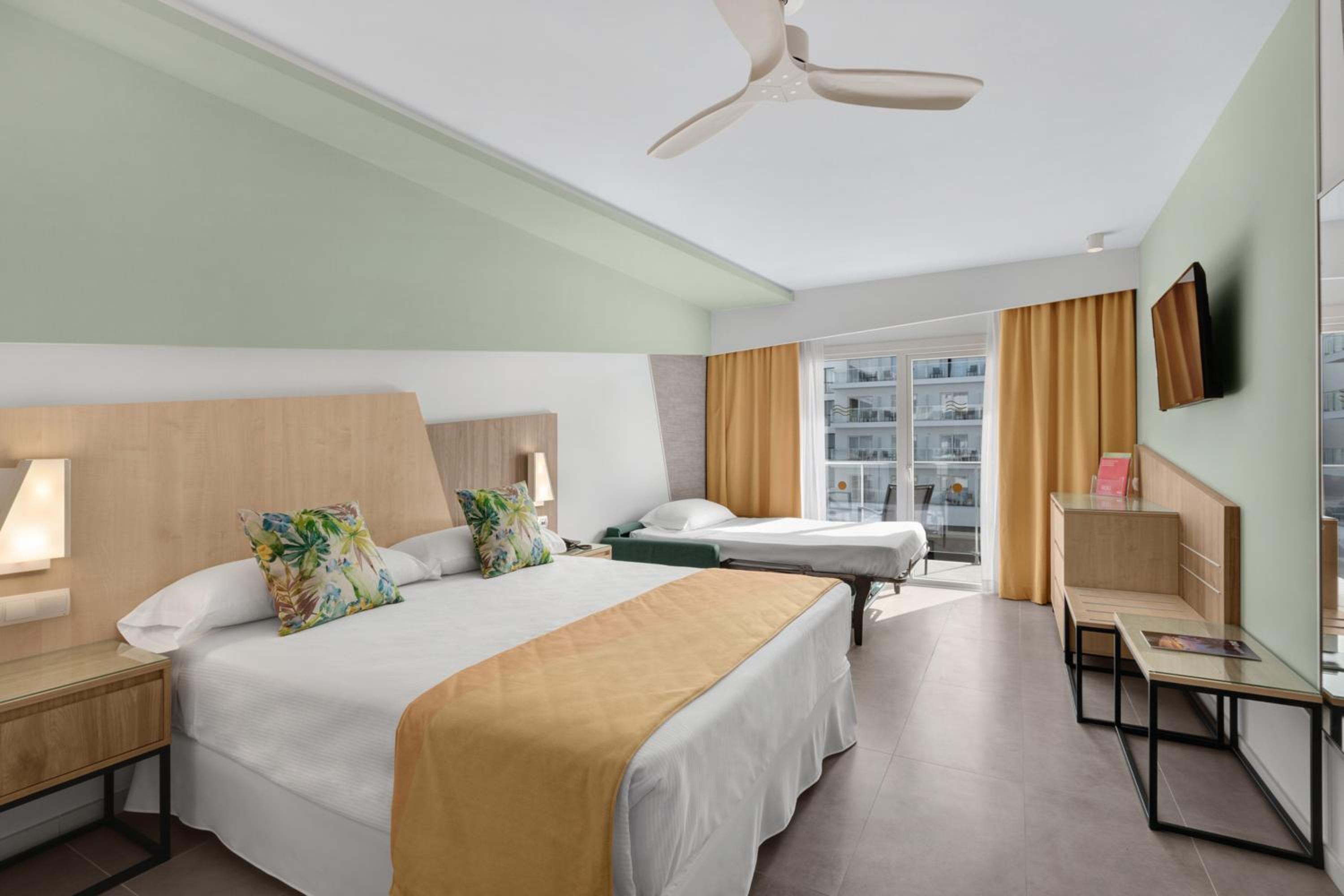 Double Room - Photo 3