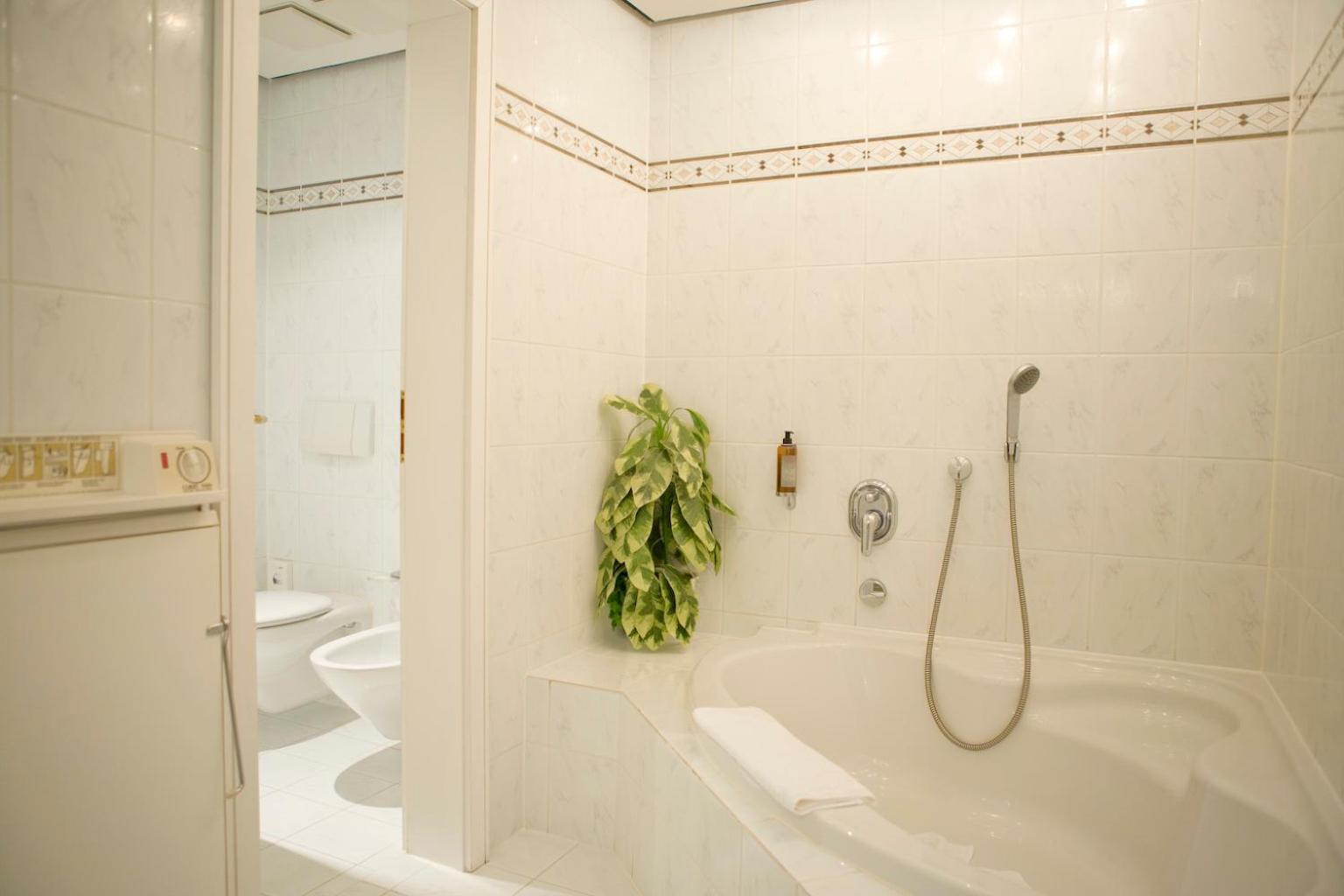 Junior Suite - Photo 2
