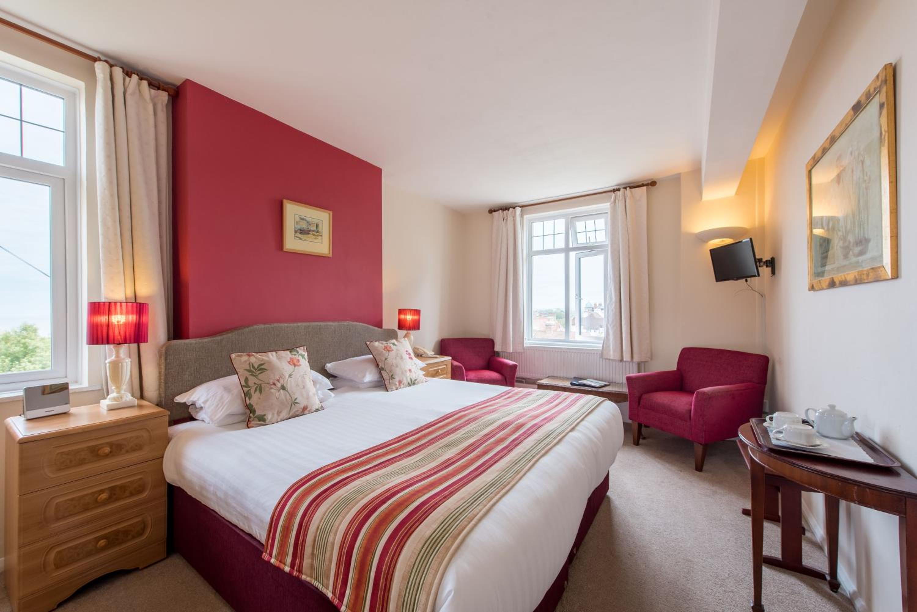 Queen Room with Sea View photo 2