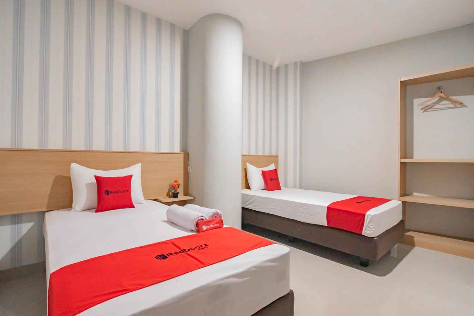 Standard Twin Room - Photo 1