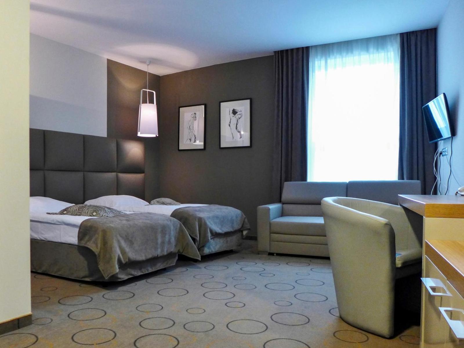 Twin Room - Photo 1