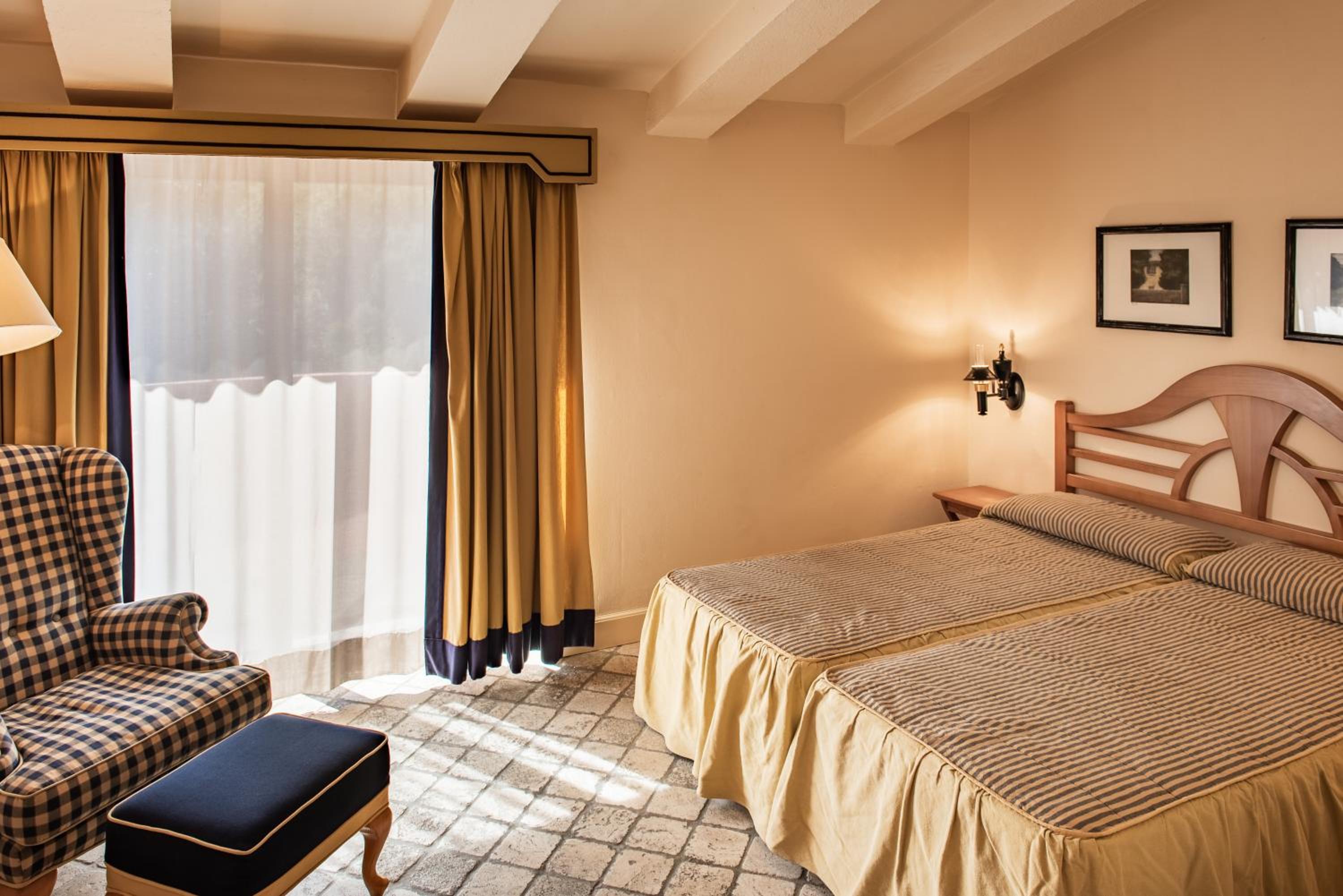Smart Double or Twin Room photo 1
