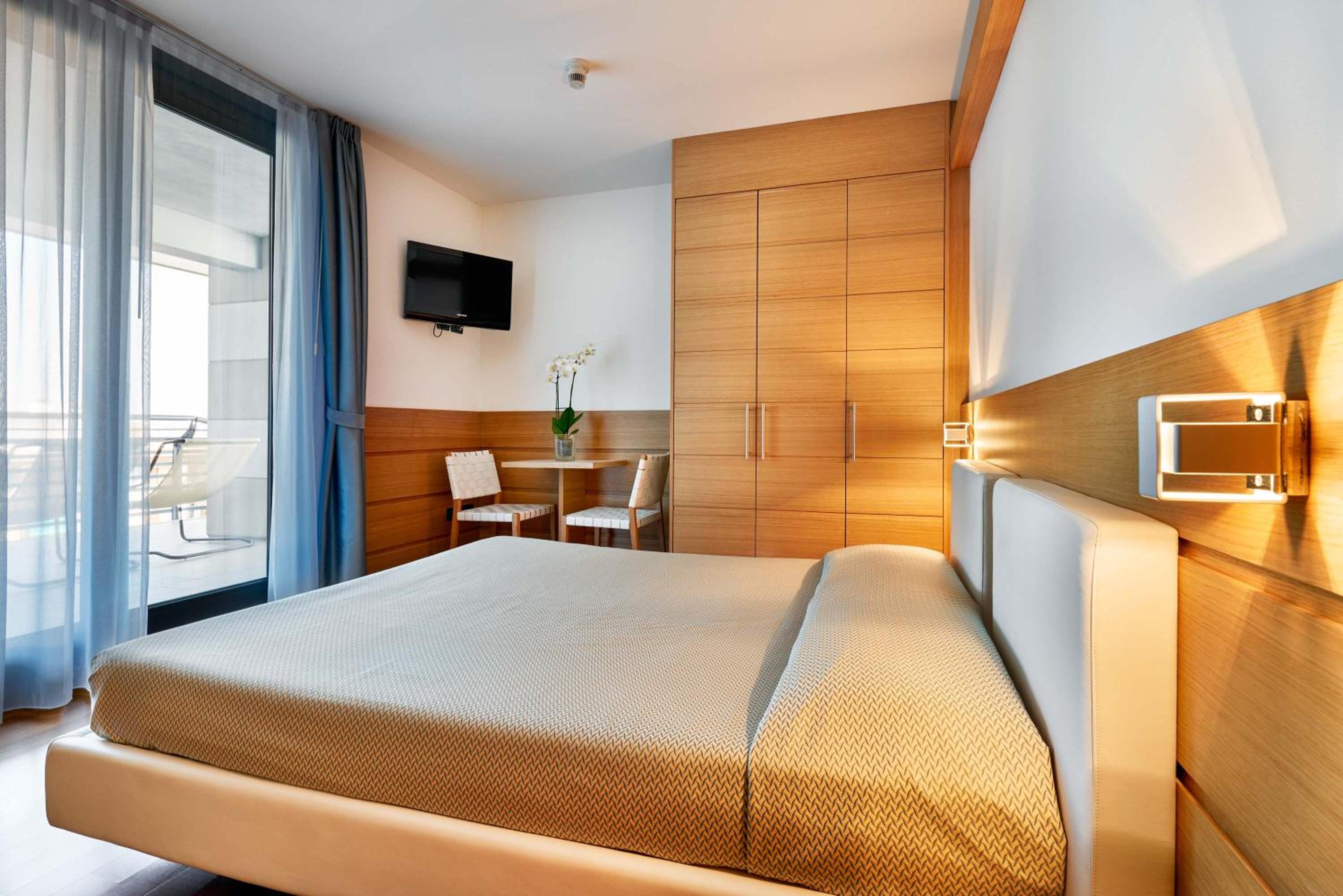 Suite with Sea View - Photo 2
